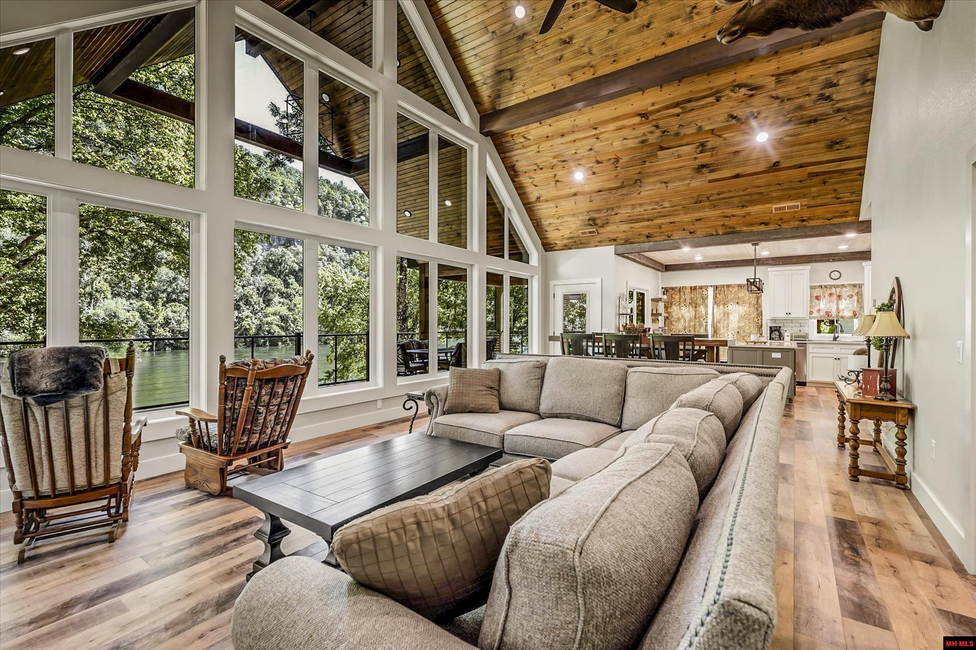 352 Wheatstone Place