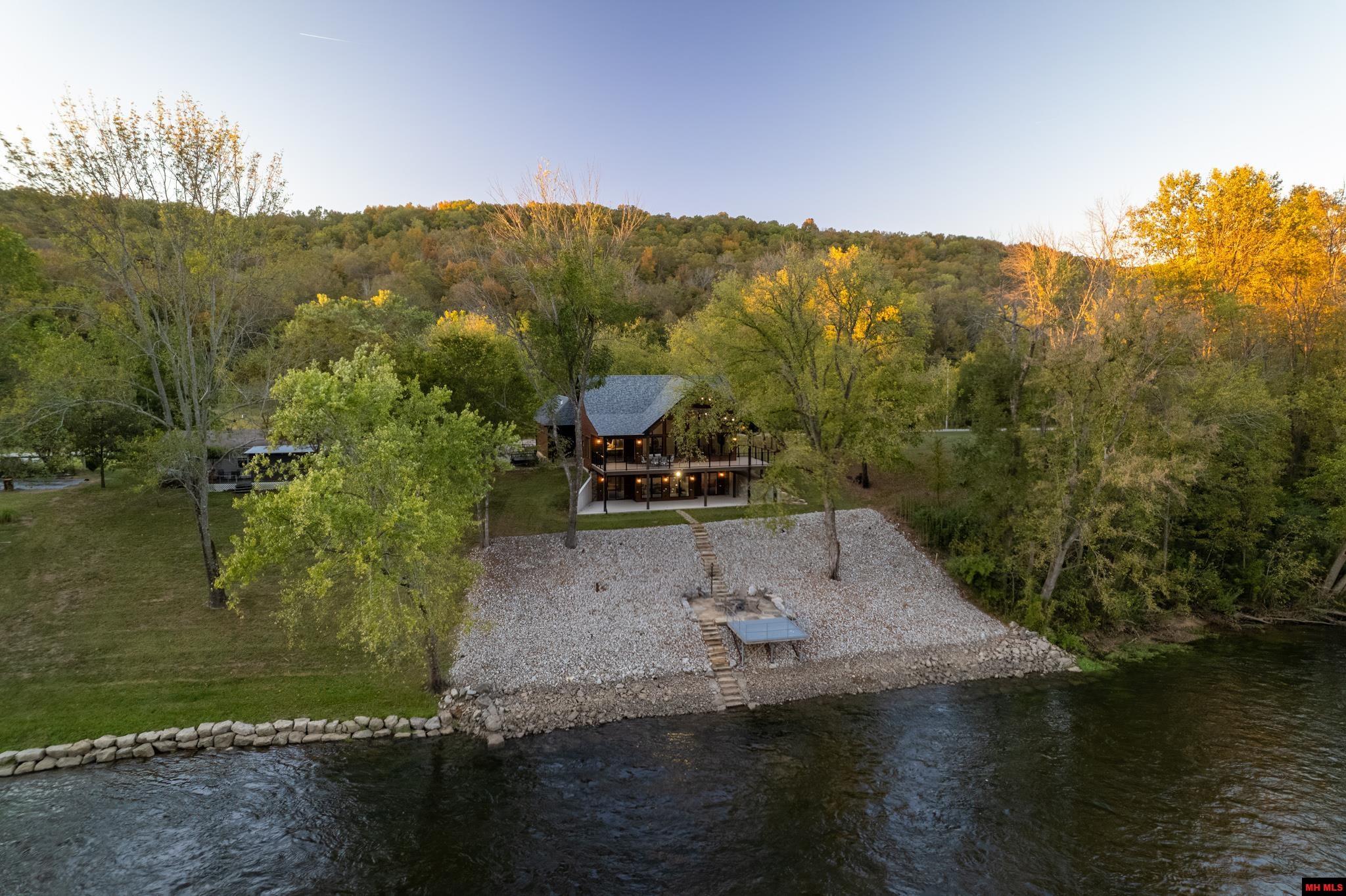 352 Wheatstone Place