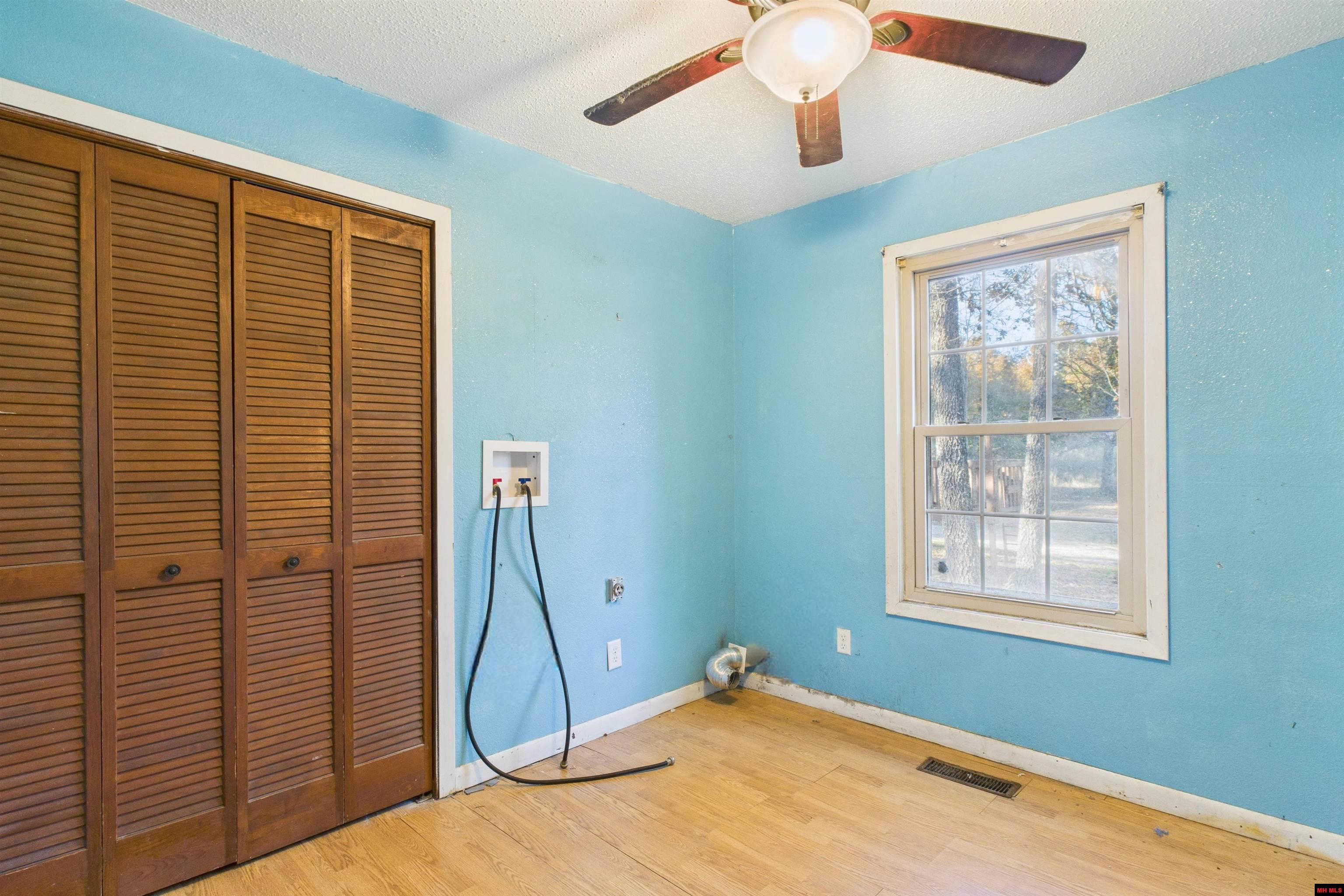 7831 Hwy 62/412 West