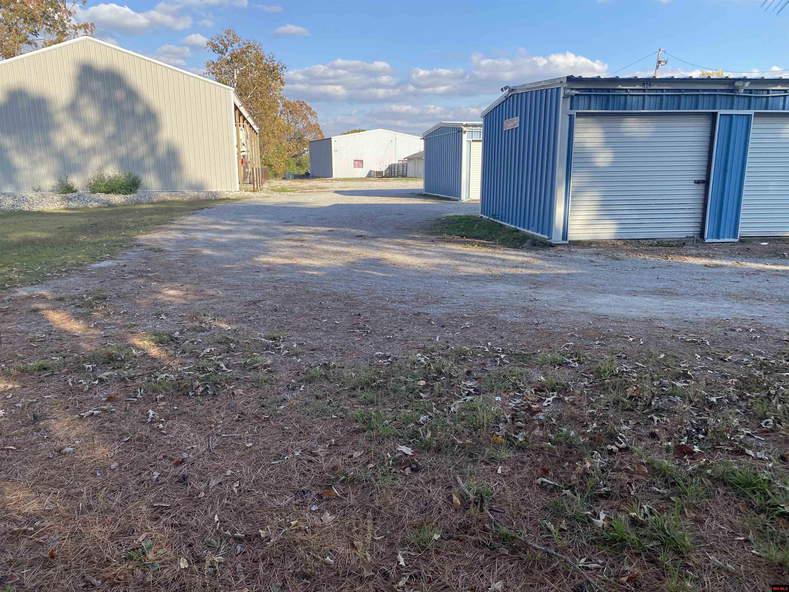 7075 E HWY 62 Gassville, AR