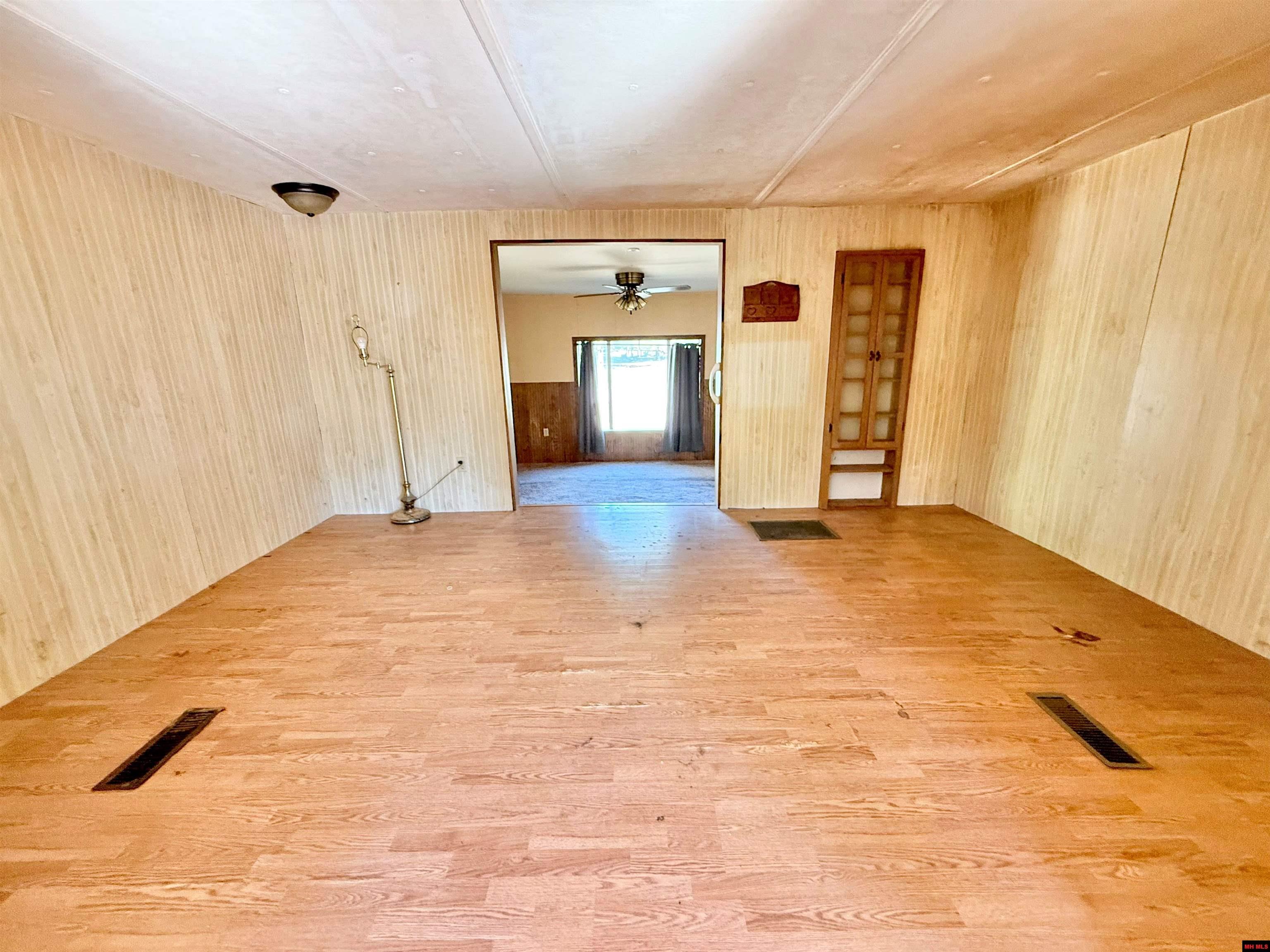 322 SURREY DRIVE Lakeview, AR