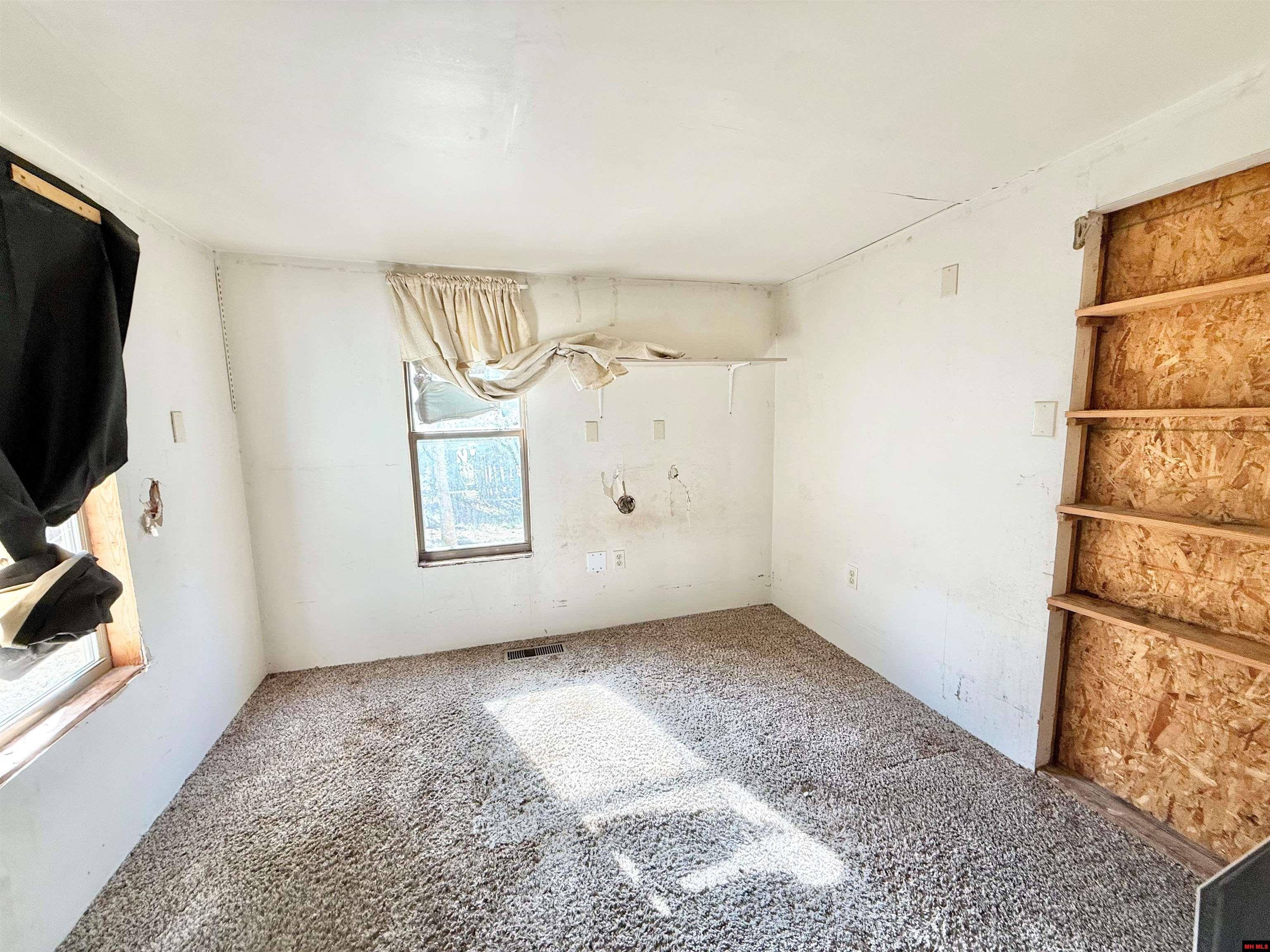 322 SURREY DRIVE Lakeview, AR