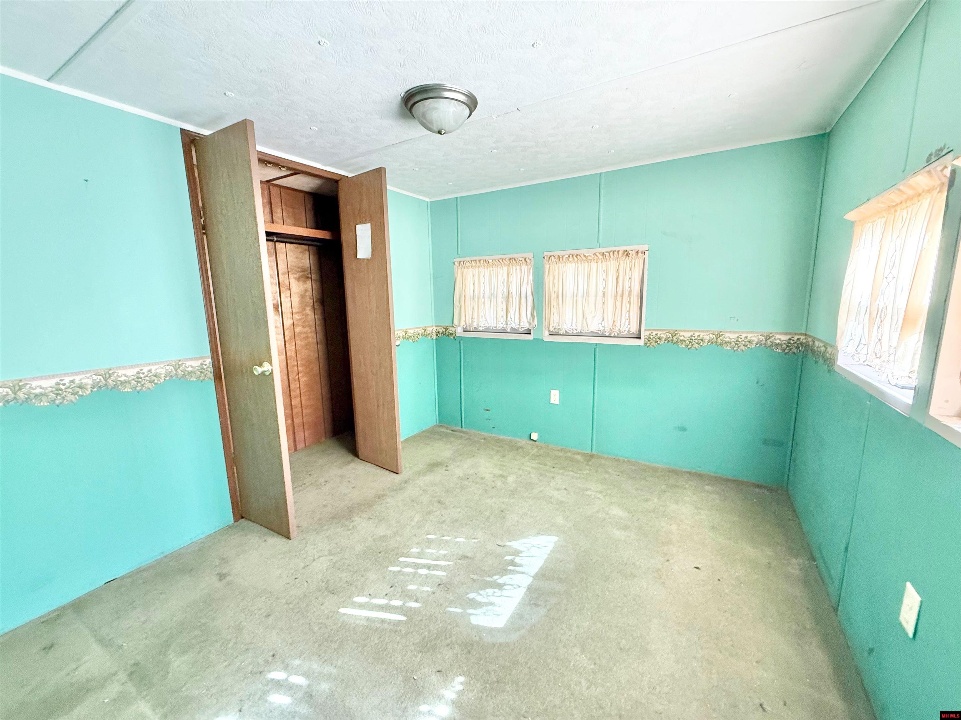 322 SURREY DRIVE Lakeview, AR