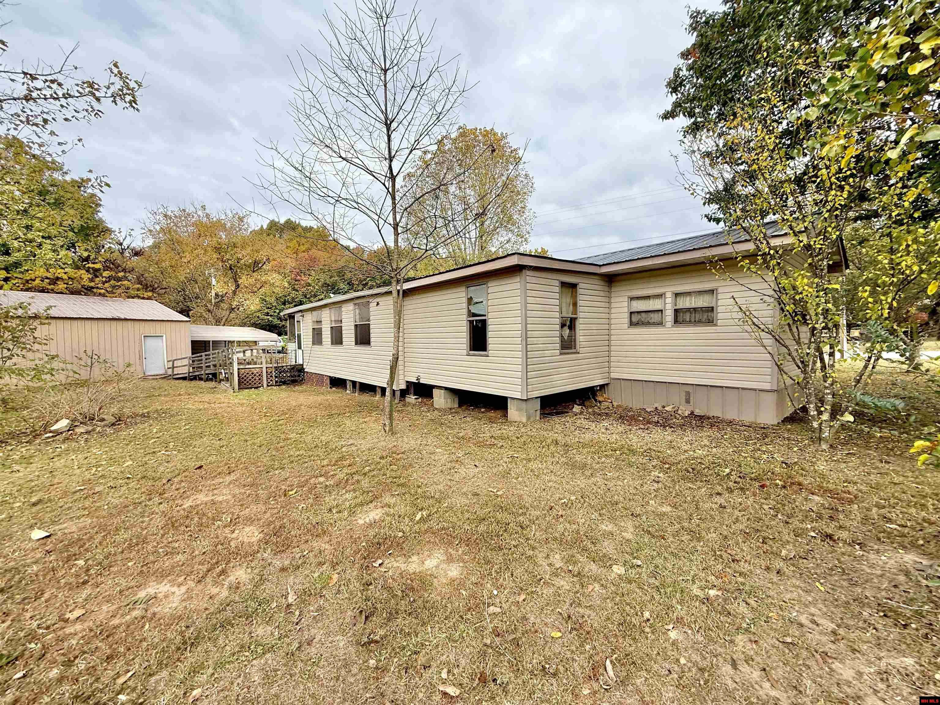 322 SURREY DRIVE Lakeview, AR