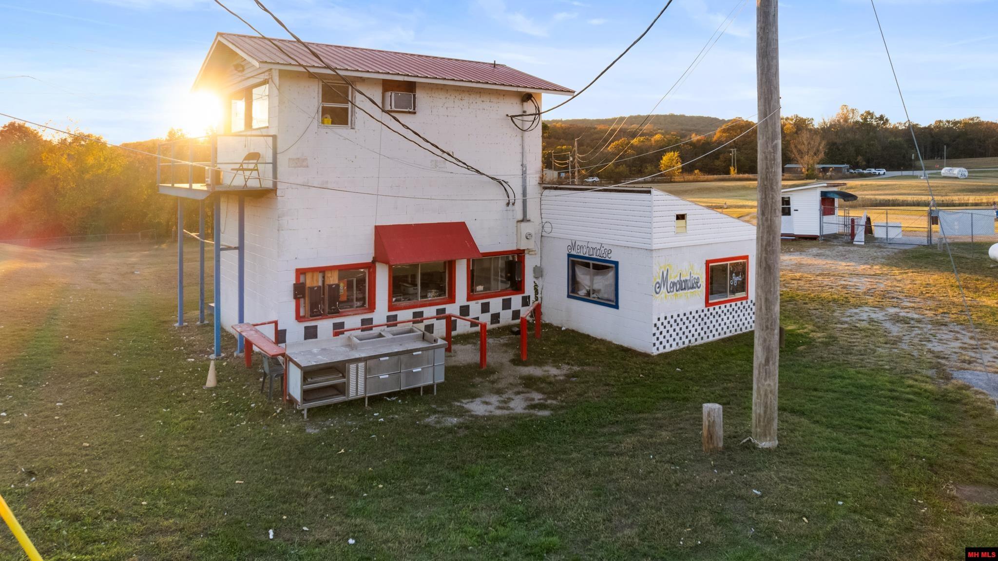 192 SUMMERWOOD LANE Flippin, AR