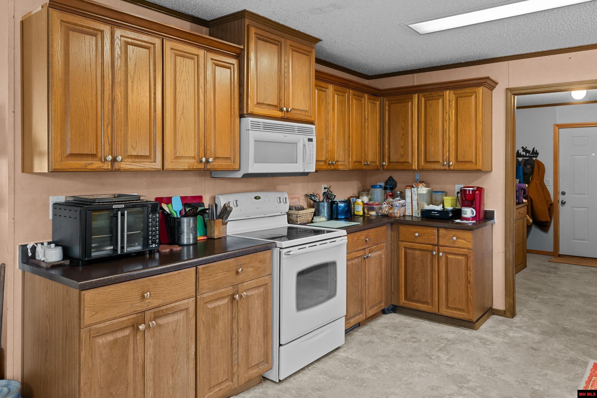 192 SUMMERWOOD LANE Flippin, AR