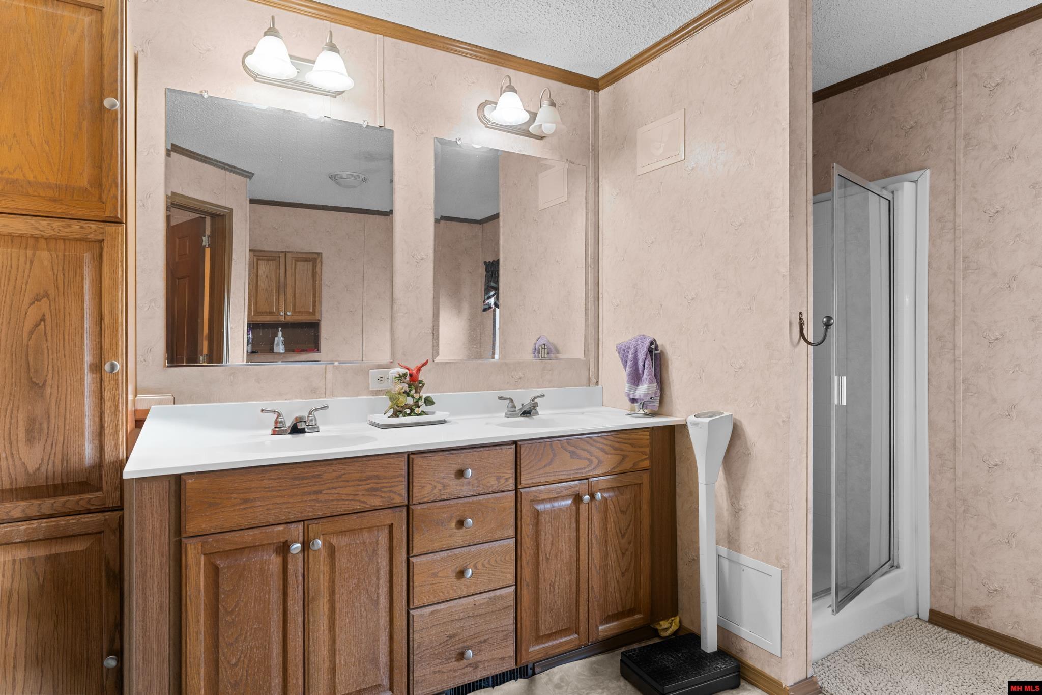 192 SUMMERWOOD LANE Flippin, AR