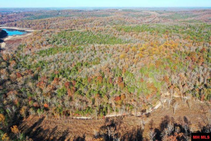 001-00776-000 Chappie Lane