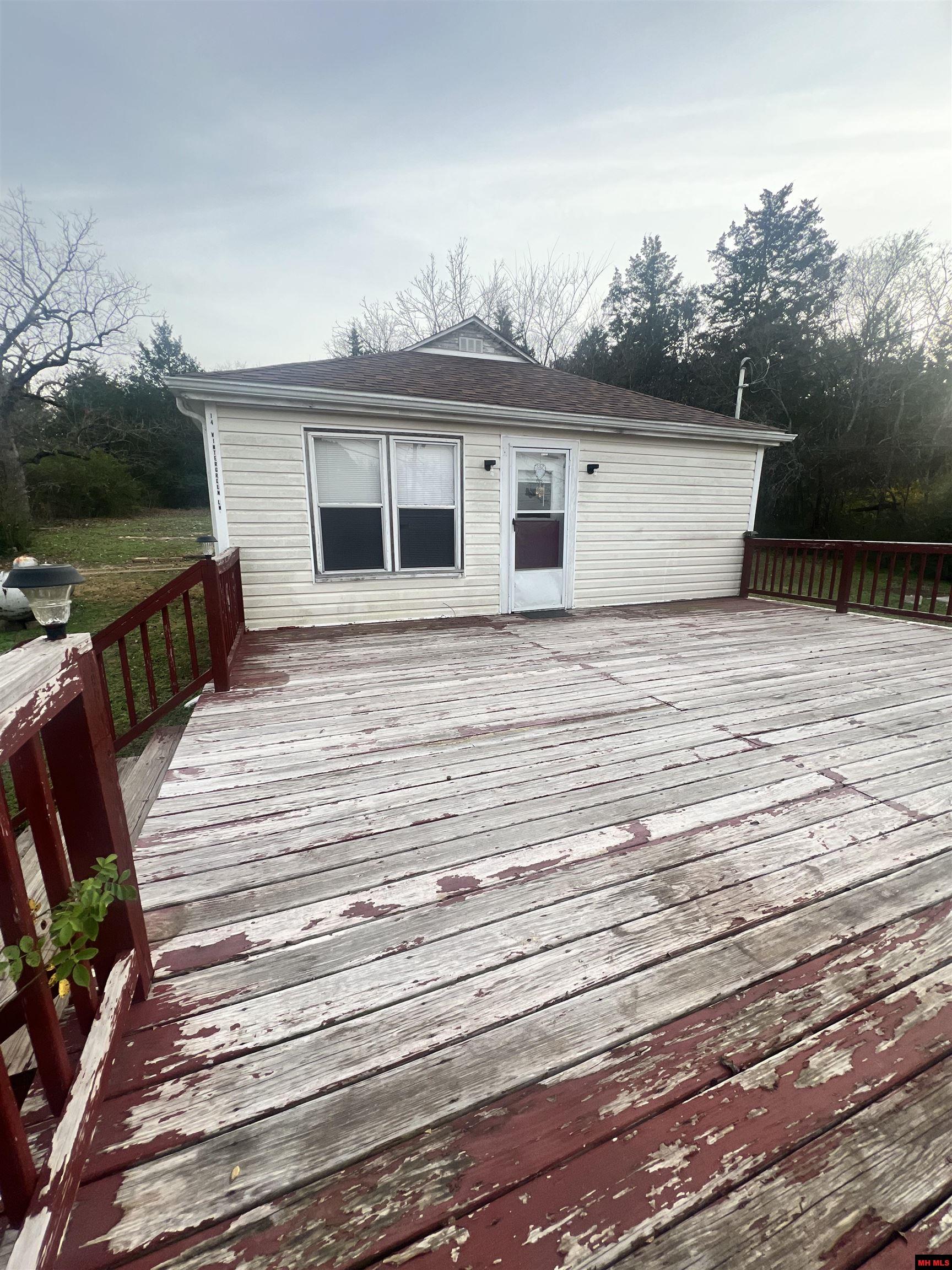 14 WINTERGREEN LANE Yellville, AR