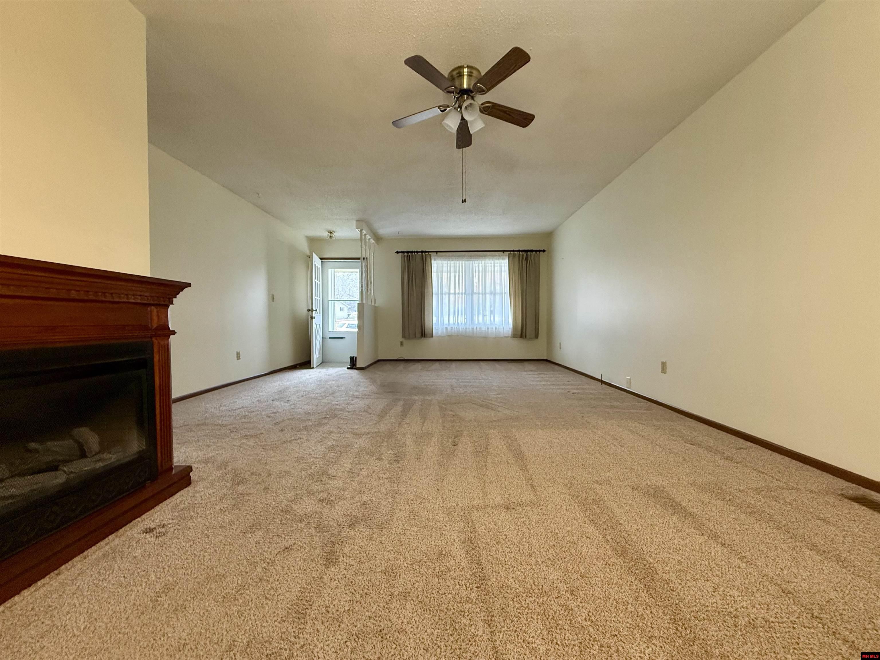 1113 MEADOWBROOK DRIVE Mountain Home, AR