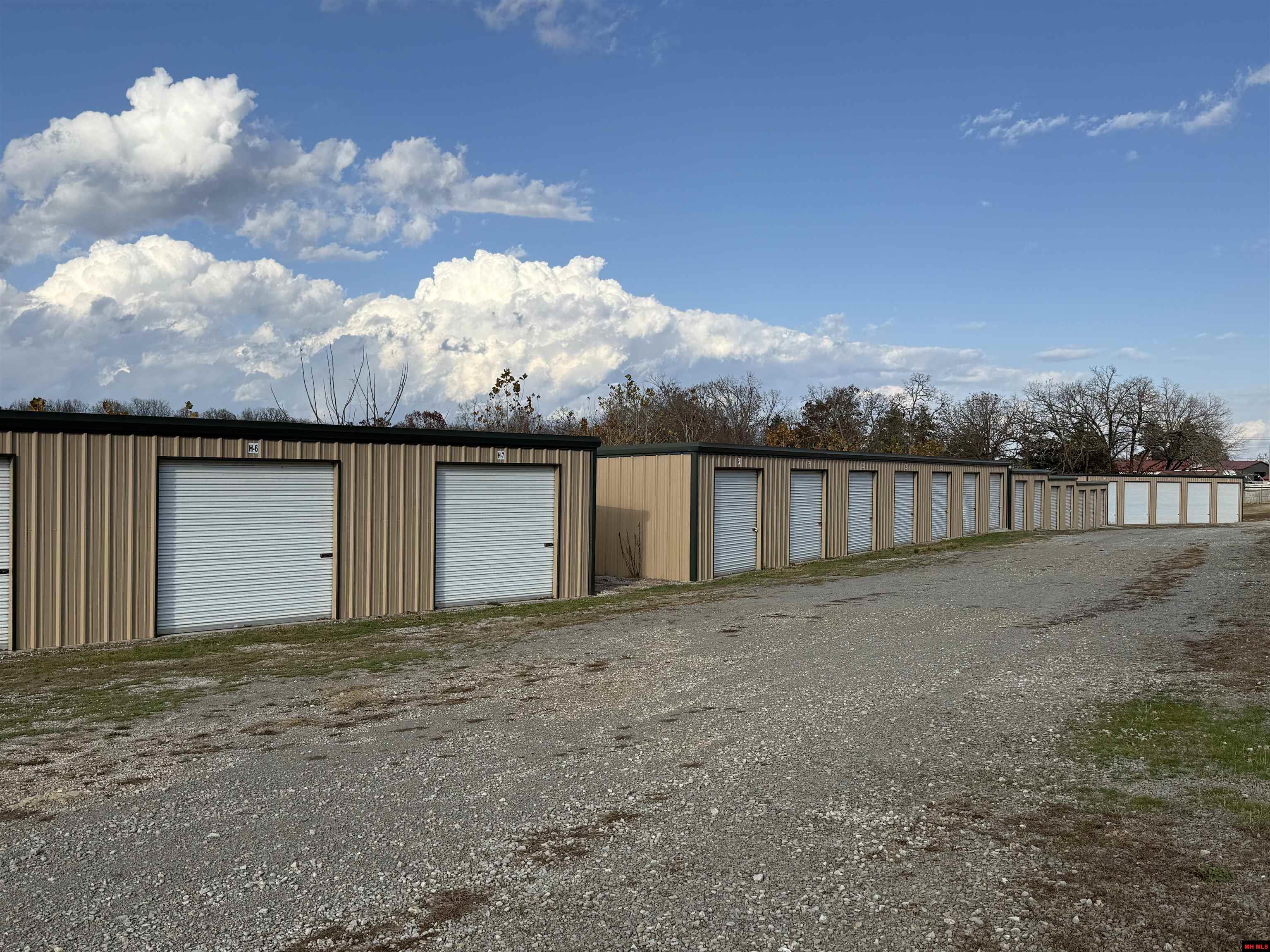 3286 HWY 101 Gamaliel, AR