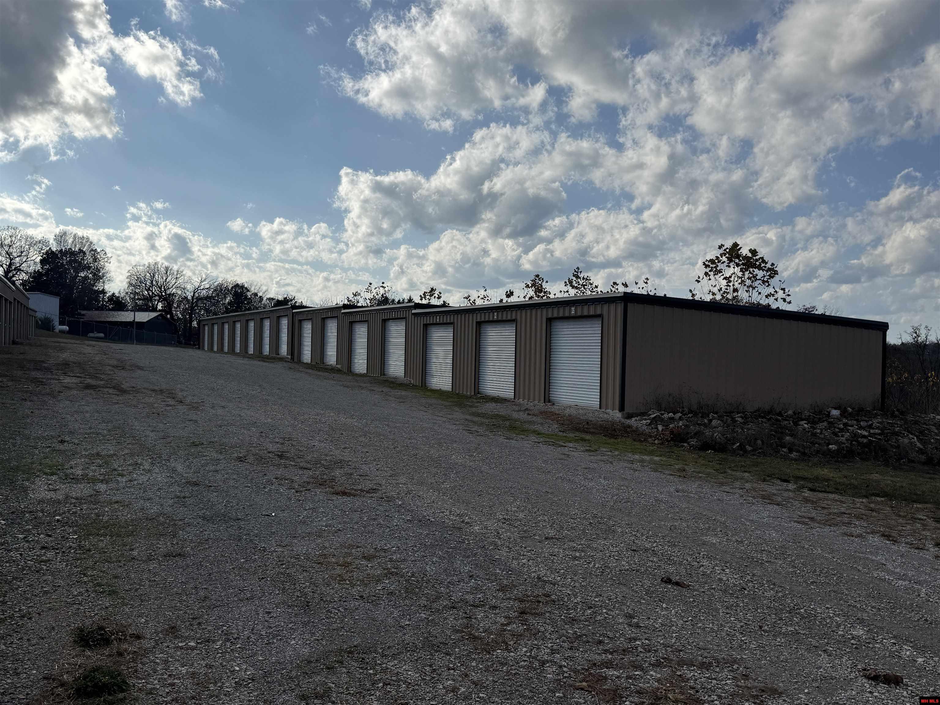 3286 HWY 101 Gamaliel, AR