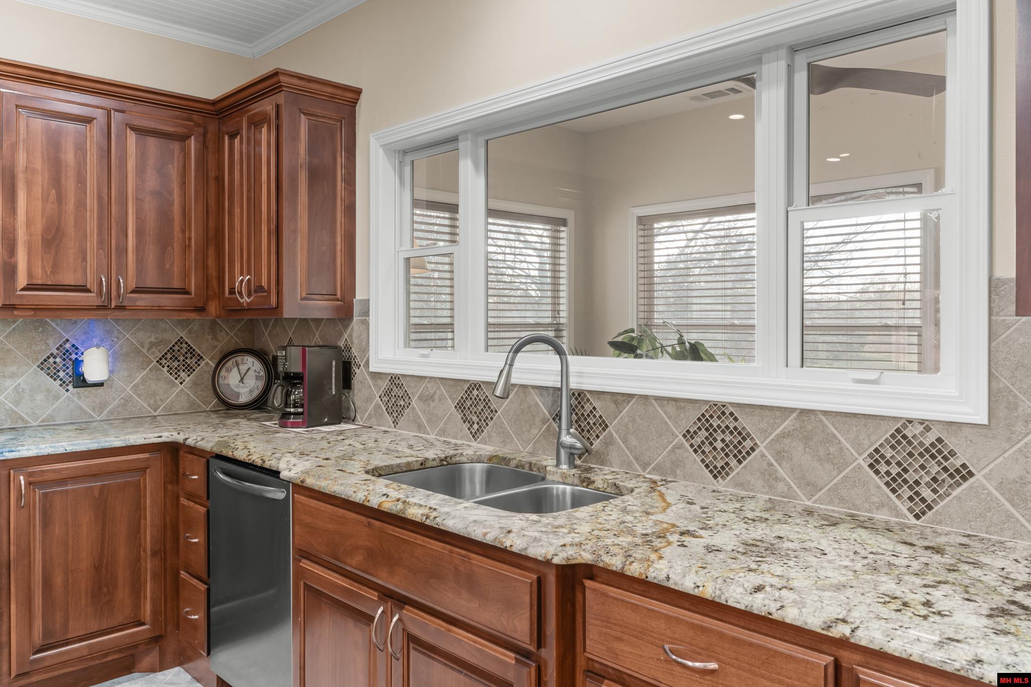 543 Green Valley Drive