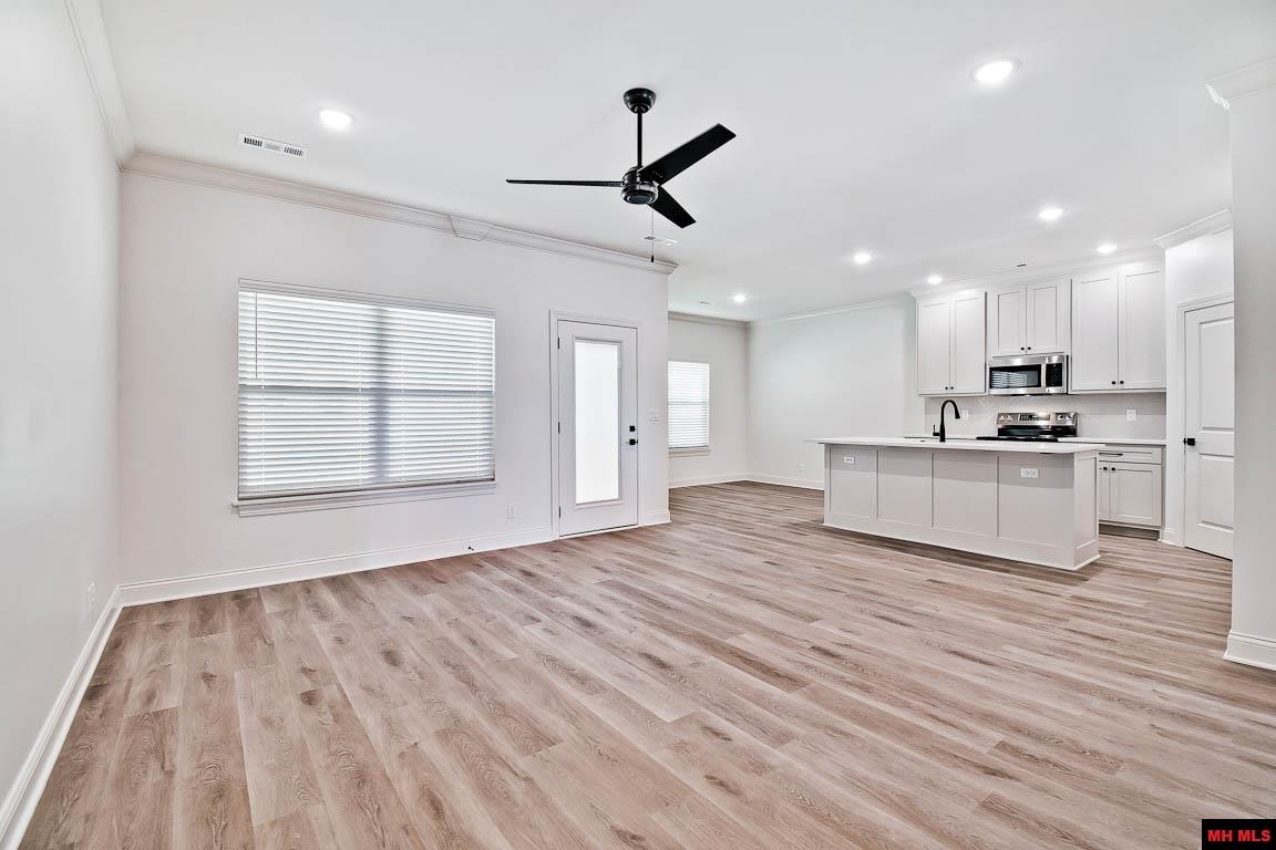 1027 Nottington Street