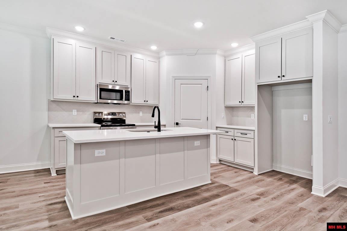 1027 Nottington Street