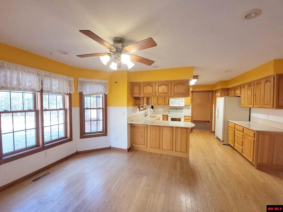 297 PLAINS DRIVE Mountain Home, AR