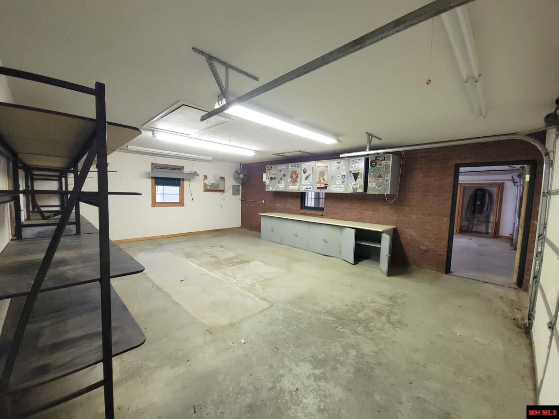 297 PLAINS DRIVE Mountain Home, AR