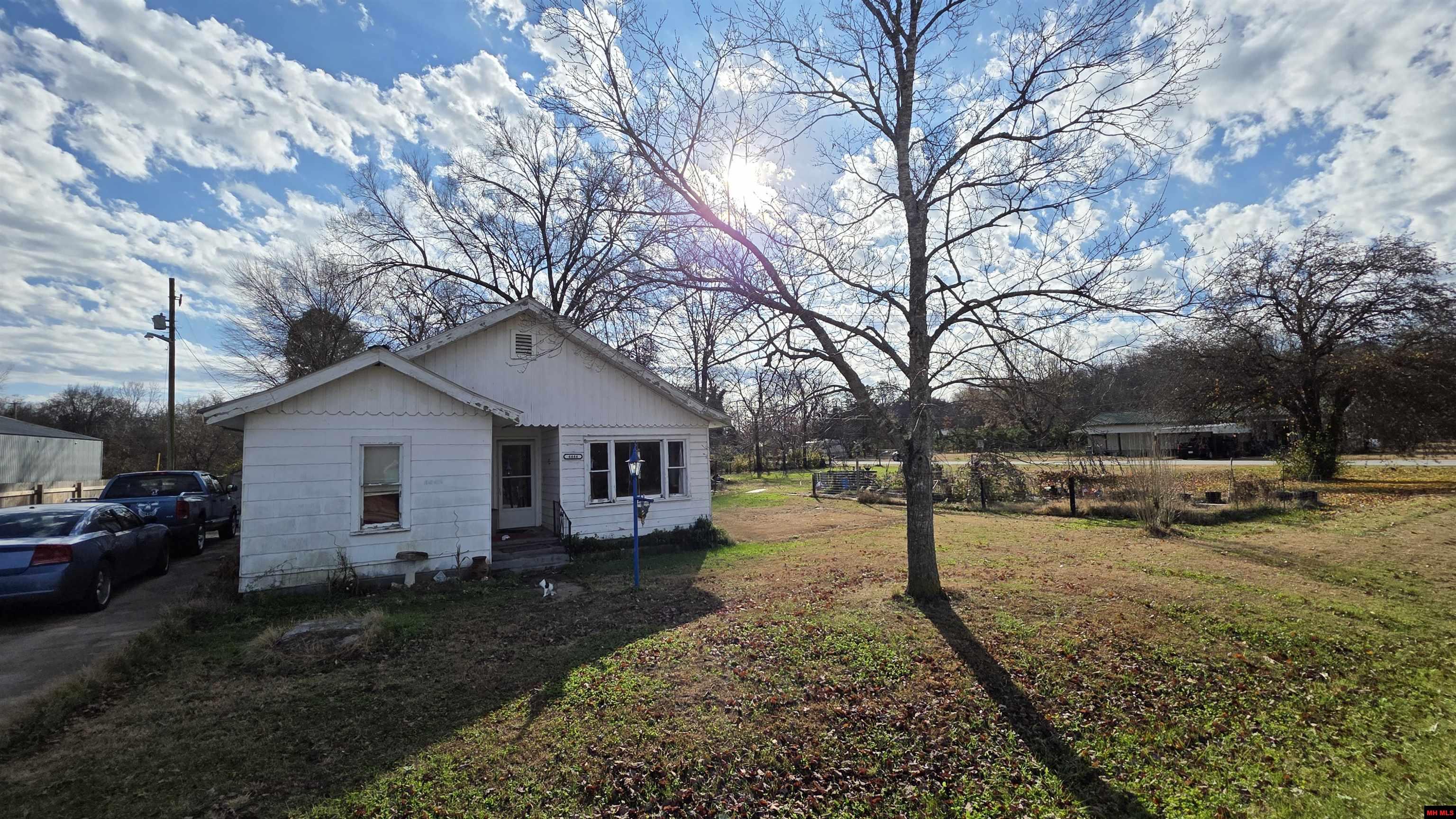 4444 E HWY 206 Everton, AR
