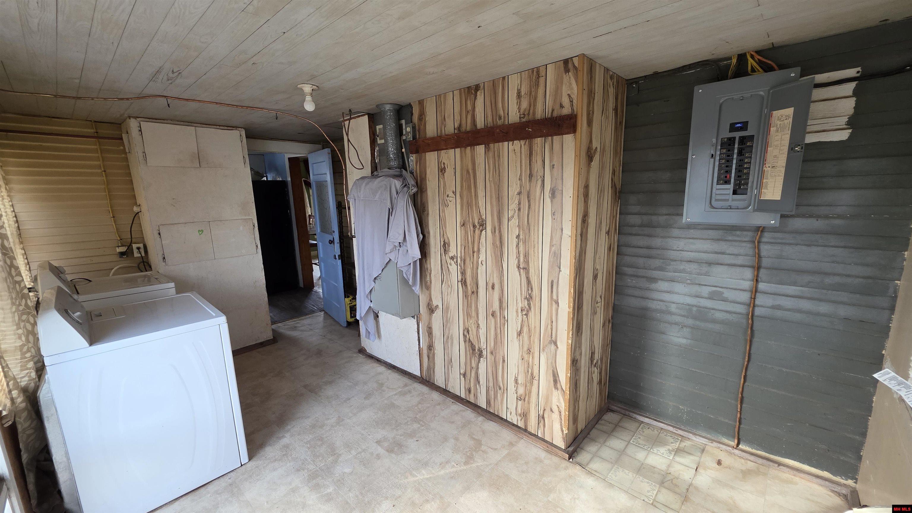 4444 E HWY 206 Everton, AR