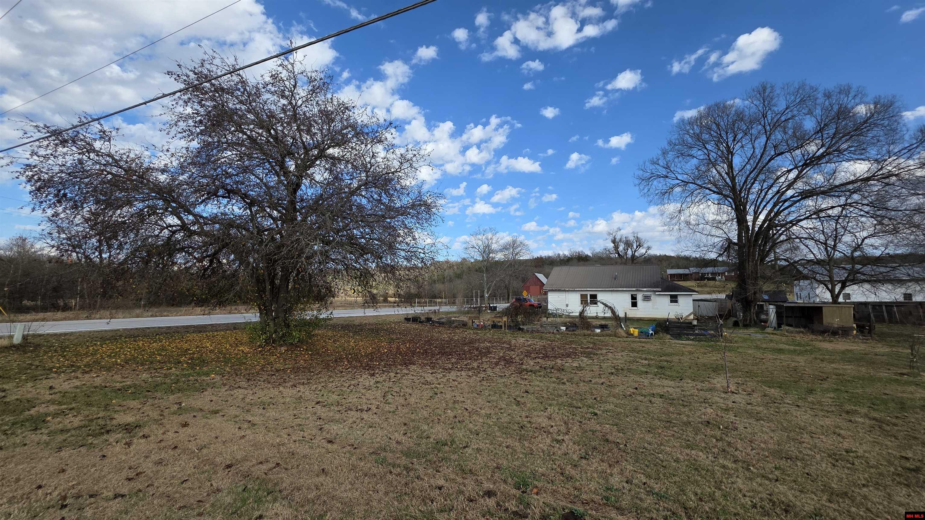 4444 E HWY 206 Everton, AR