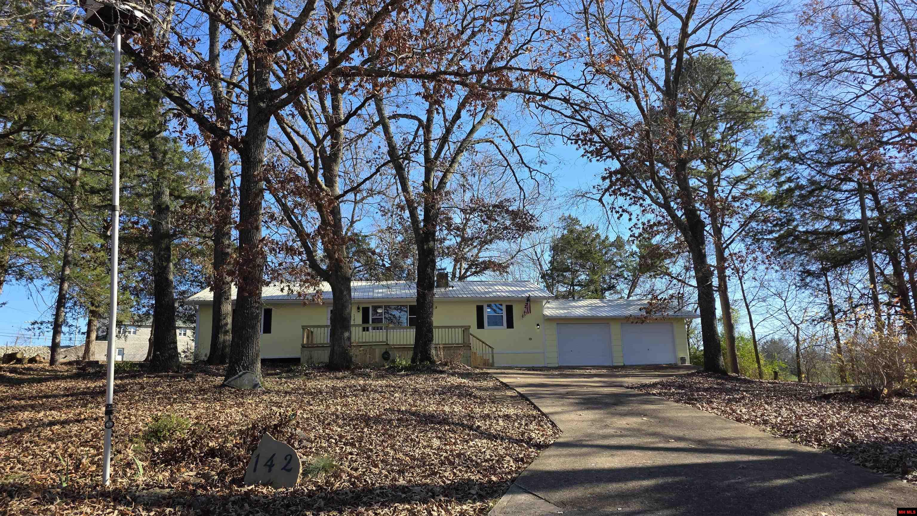 142 WALNUT CIRCLE Yellville, AR 72687