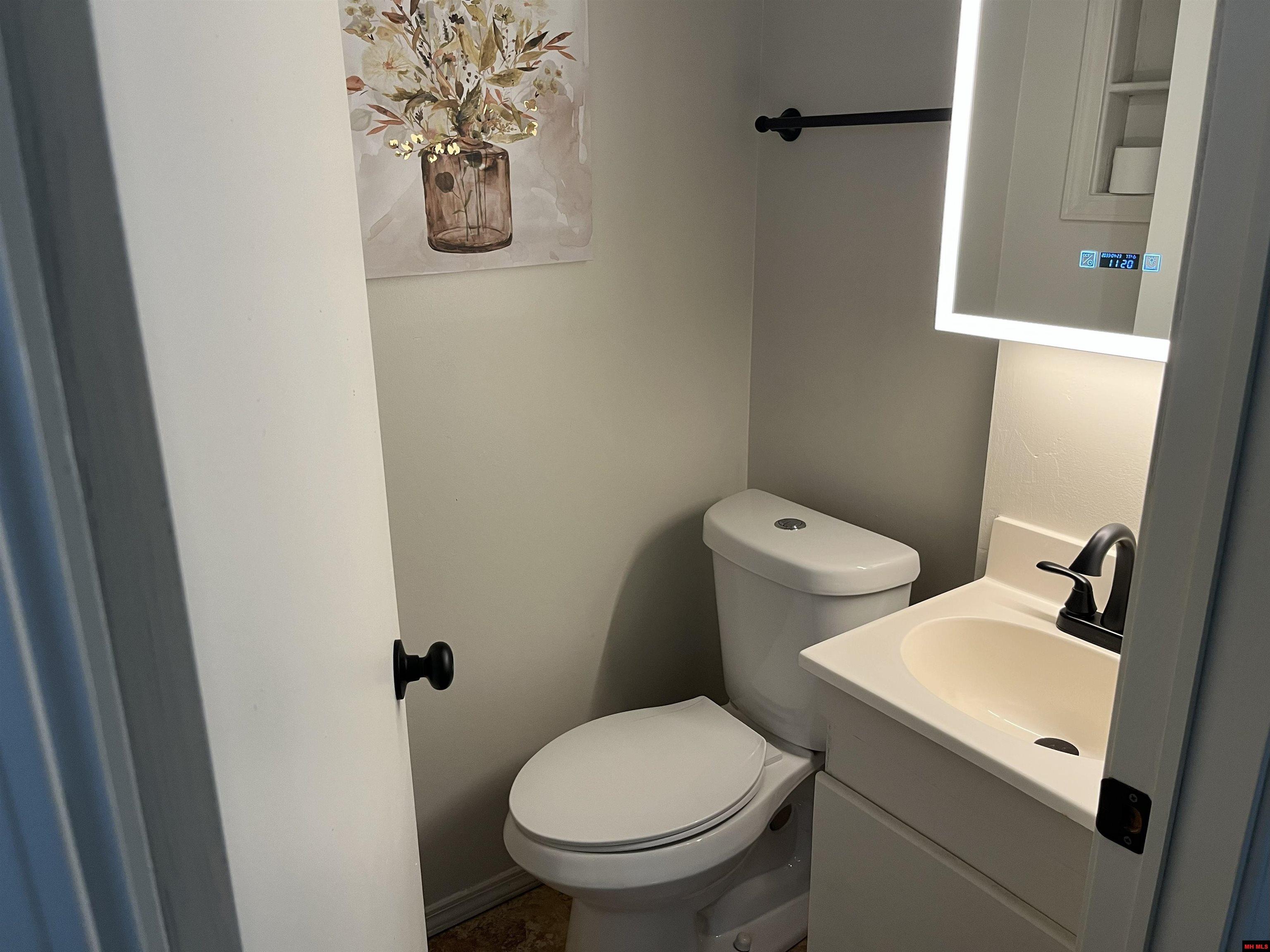 142 WALNUT CIRCLE Yellville, AR 72687