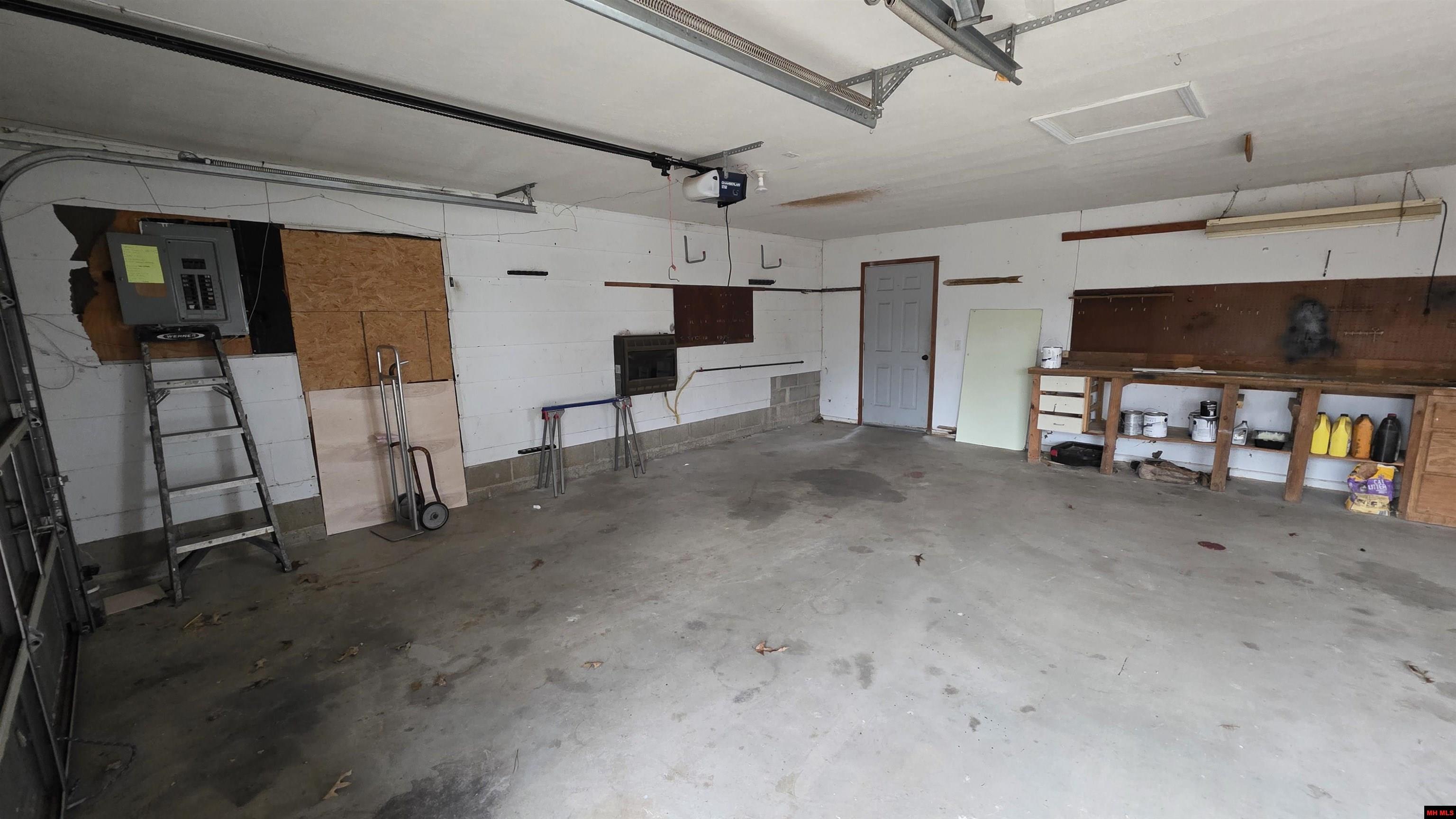 142 WALNUT CIRCLE Yellville, AR 72687