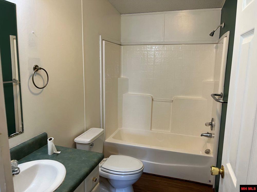 1203 GLENBRIAR COURT Mountain Home, AR