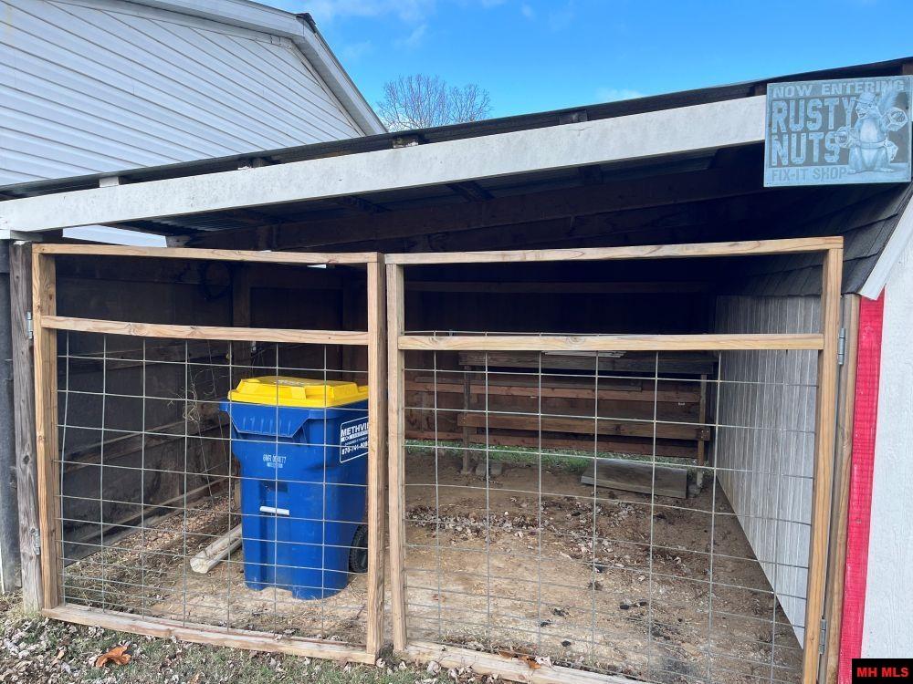 1203 GLENBRIAR COURT Mountain Home, AR