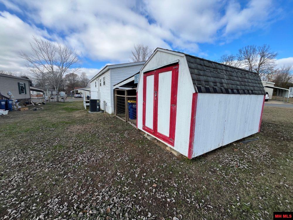 1203 GLENBRIAR COURT Mountain Home, AR