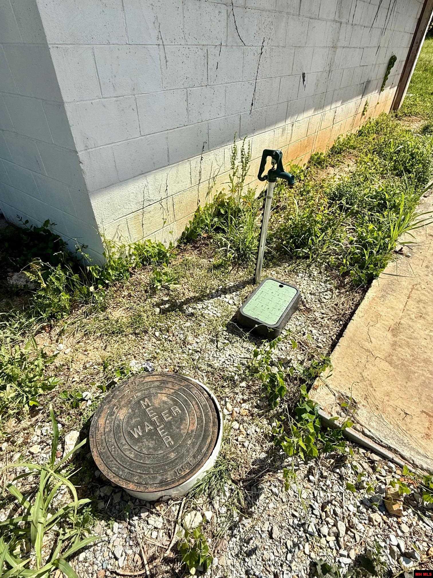 107 CENTRAL STREET Flippin, AR