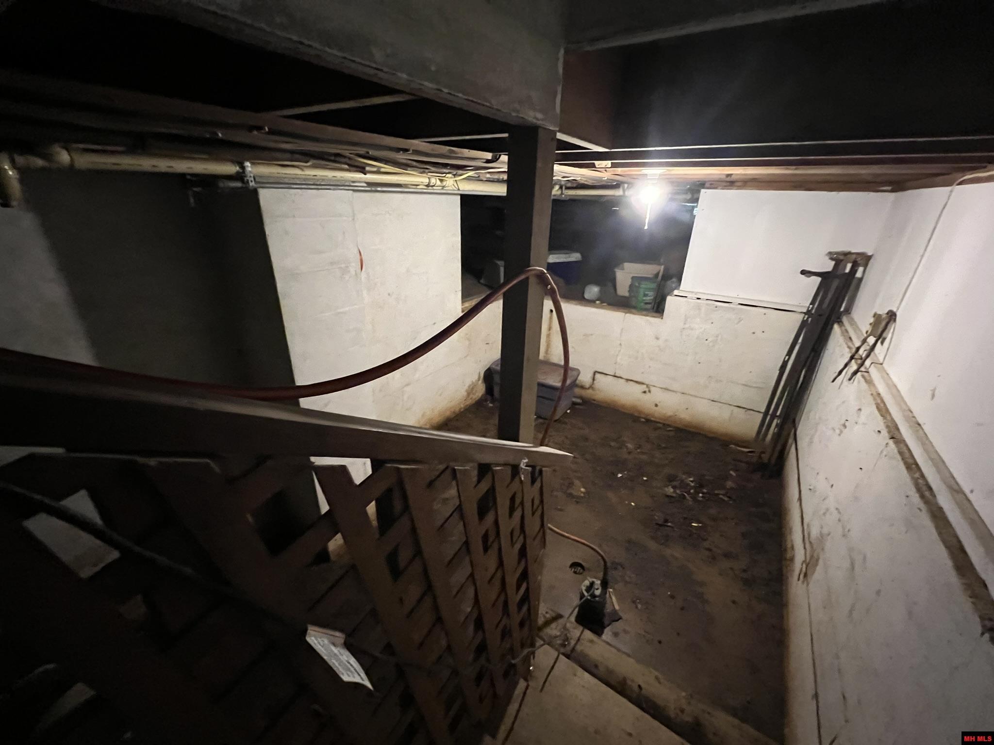 9857 N HWY 14 NORTH Yellville, AR 72687