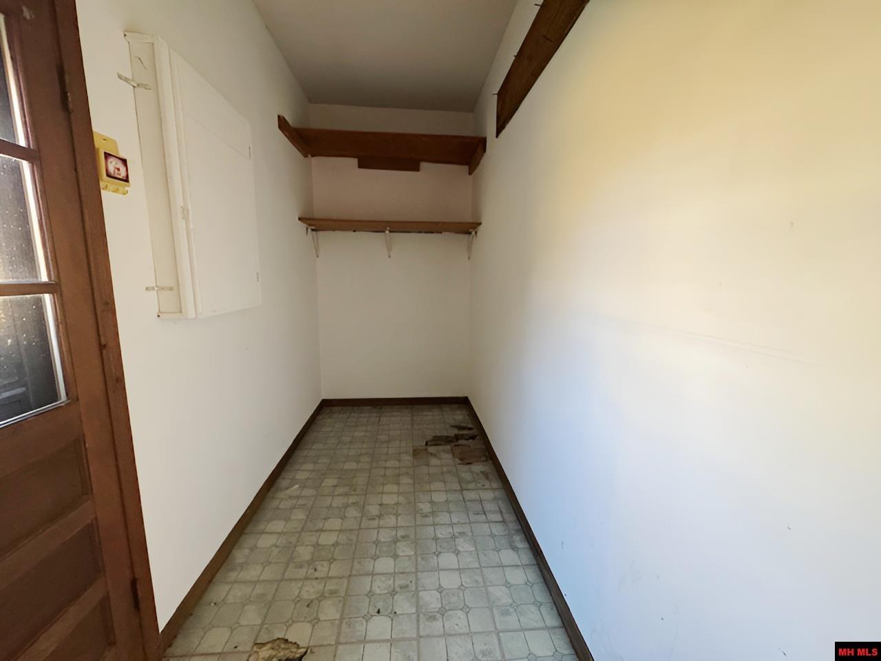 513 WILLOW LANE Mountain Home, AR