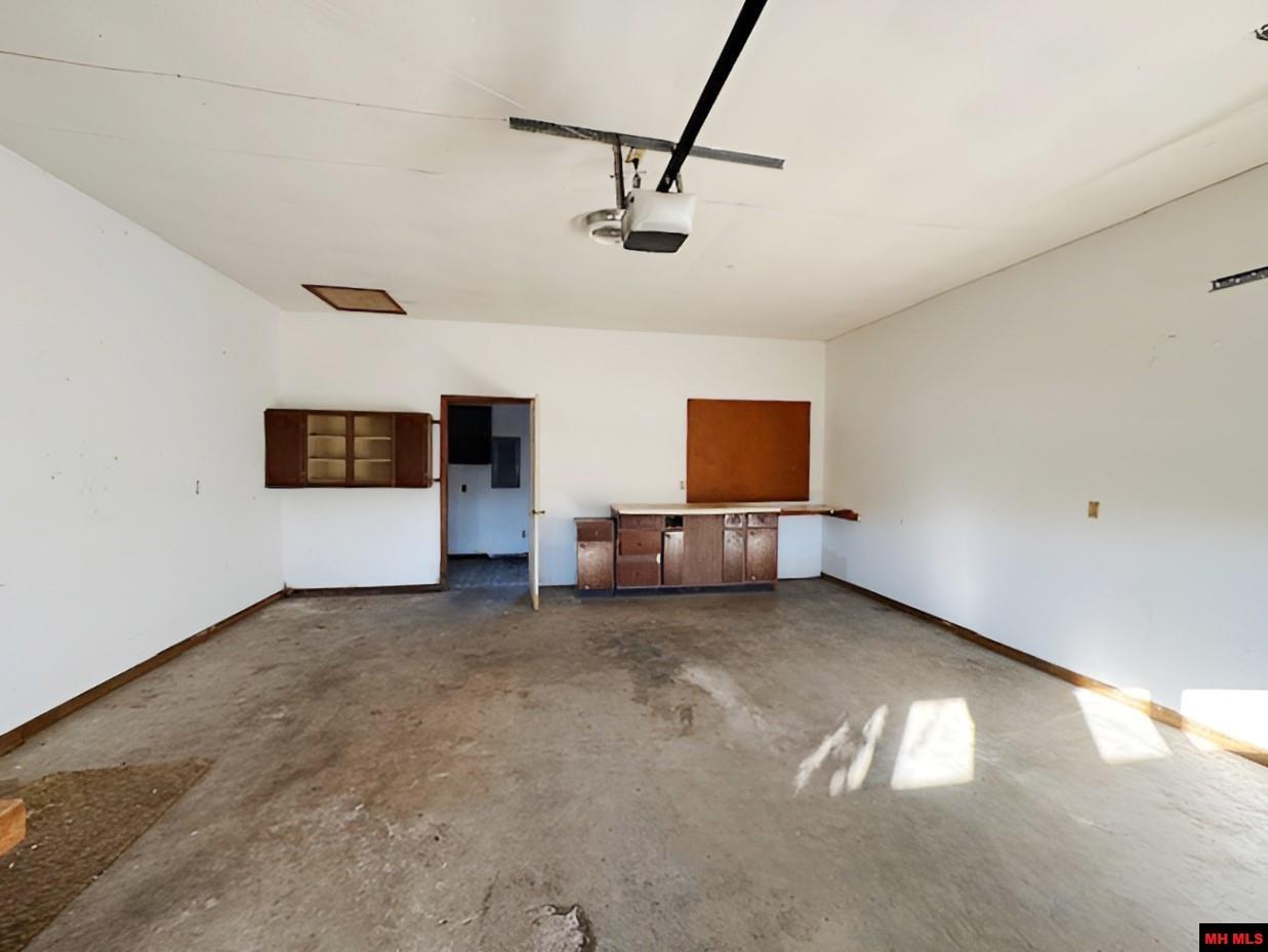 513 WILLOW LANE Mountain Home, AR