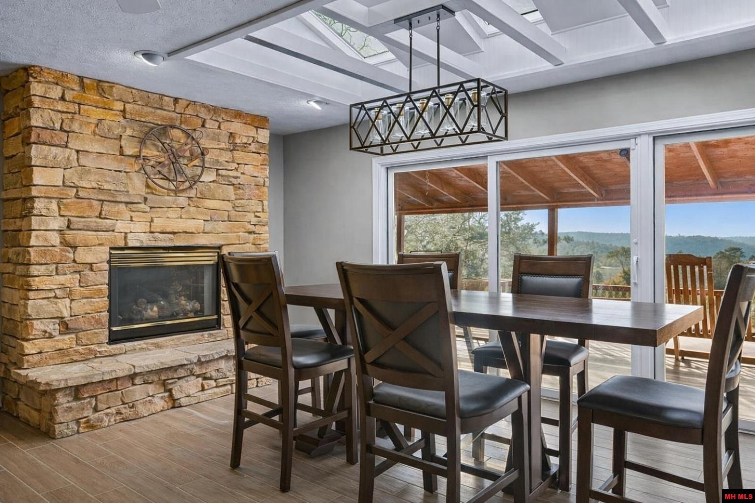 1570 LAKE POINT DRIVE Jordan, AR