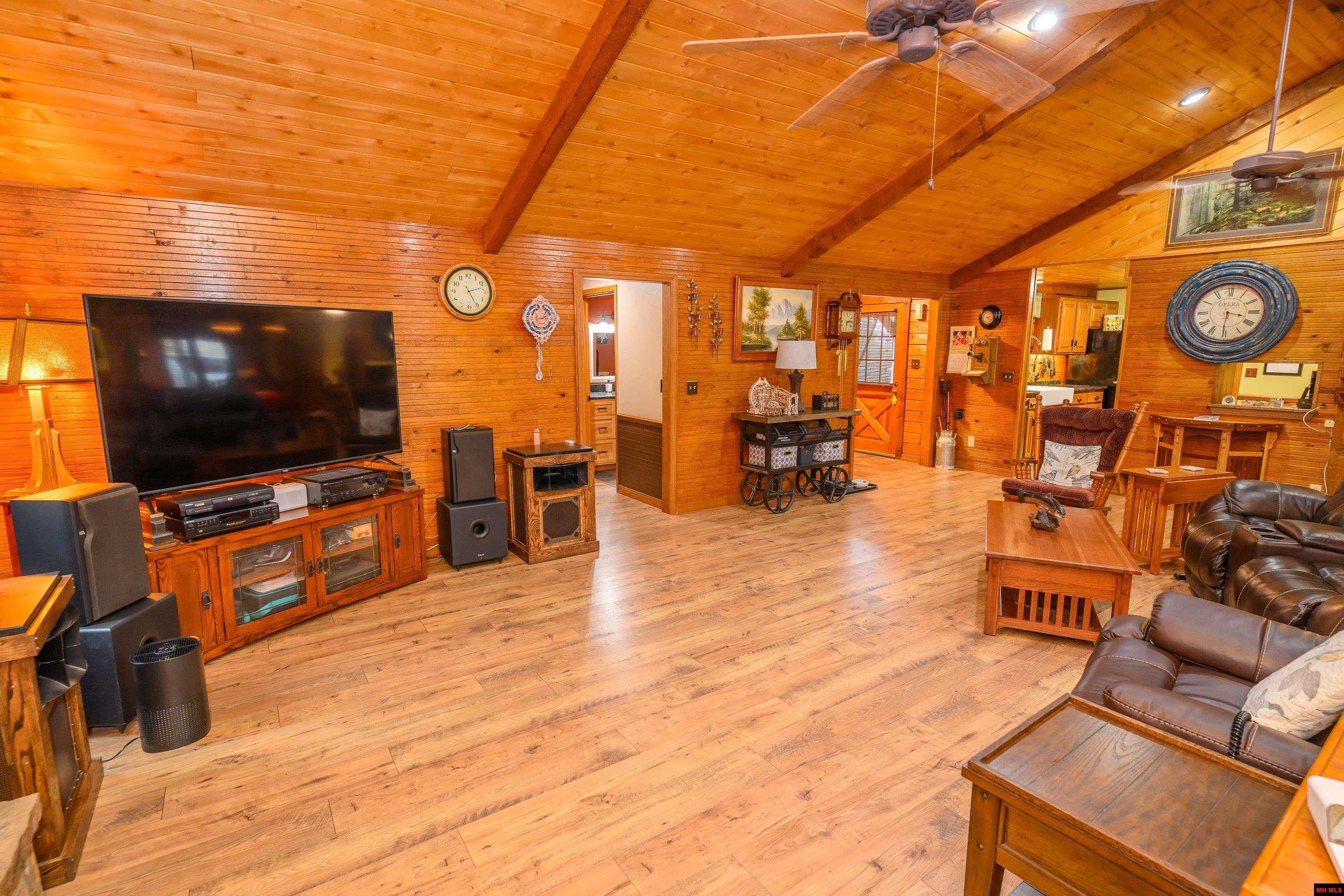 899 HIGH COUNTRY LANE Mountain Home, AR