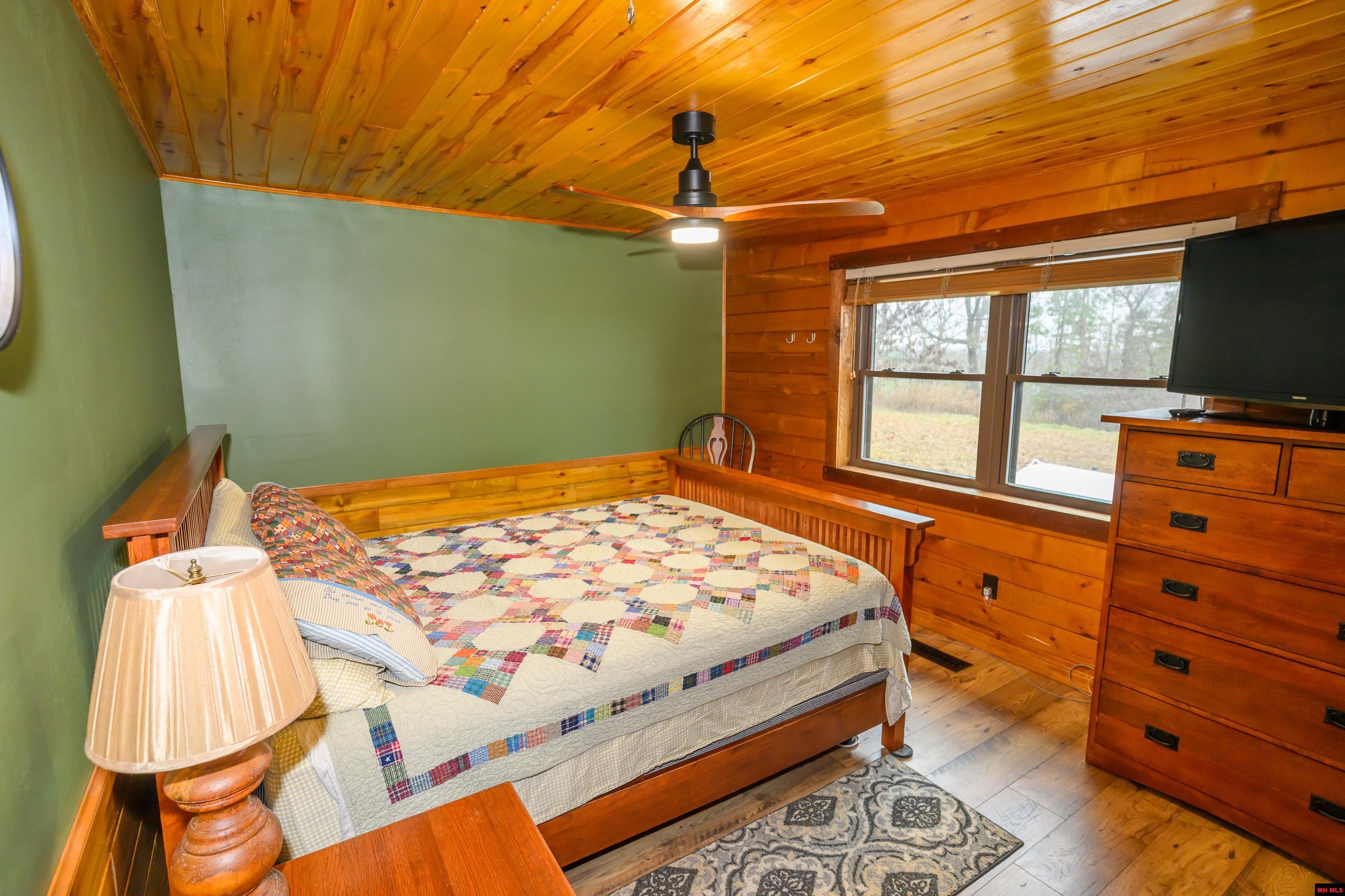 899 HIGH COUNTRY LANE Mountain Home, AR
