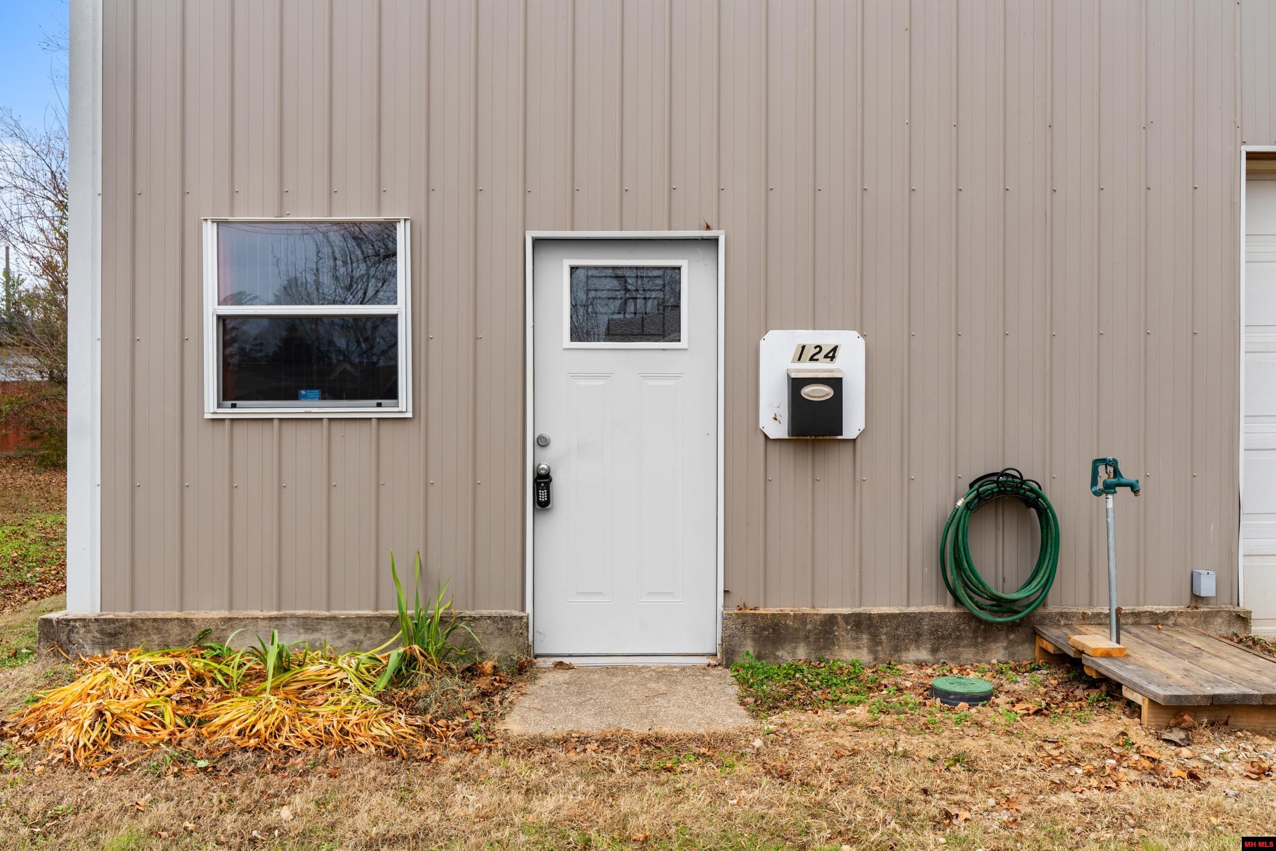 124 SOUTH STREET Mountain Home, AR