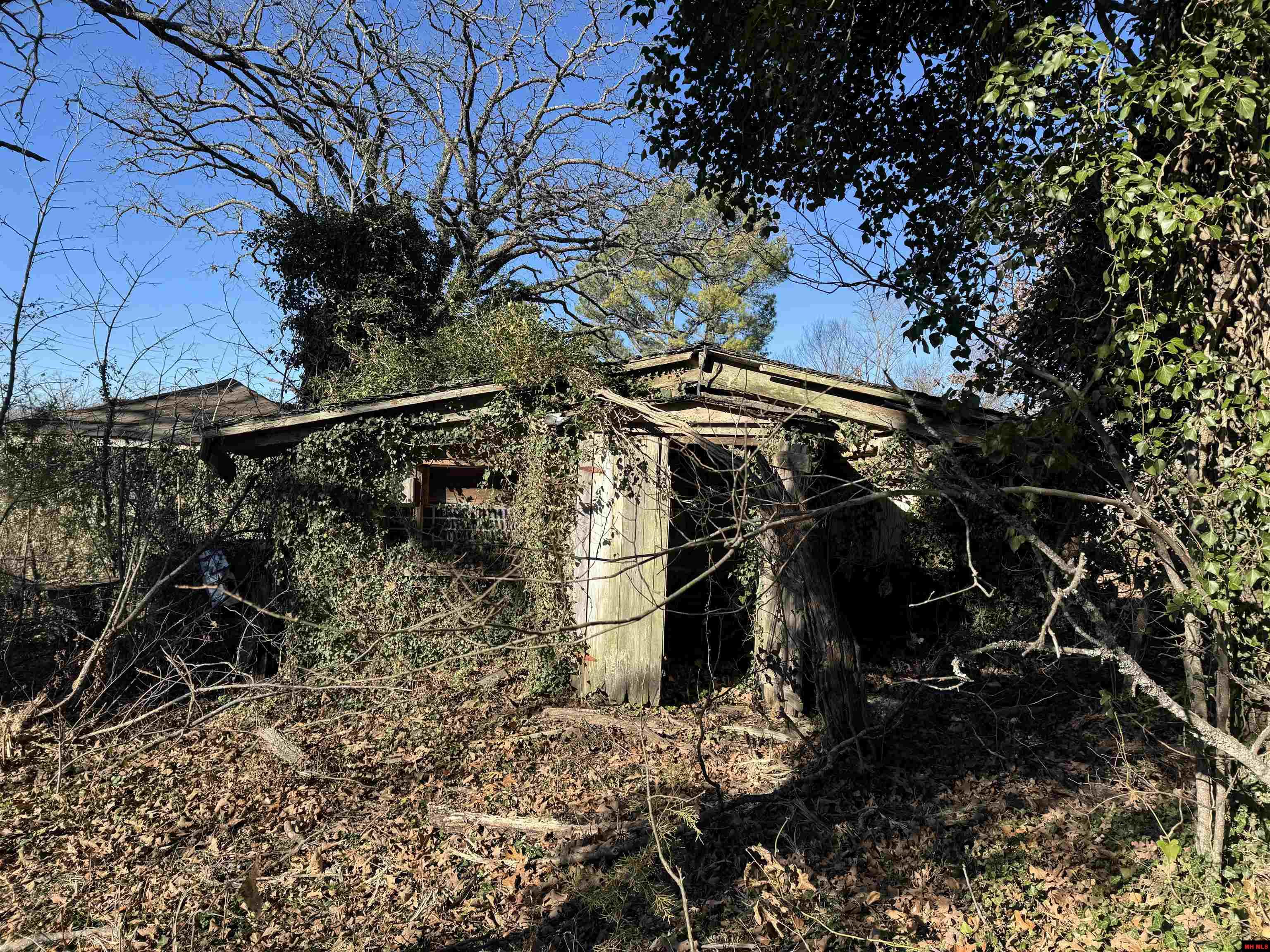 2945 HWY 5 NORTH Mountain Home, AR