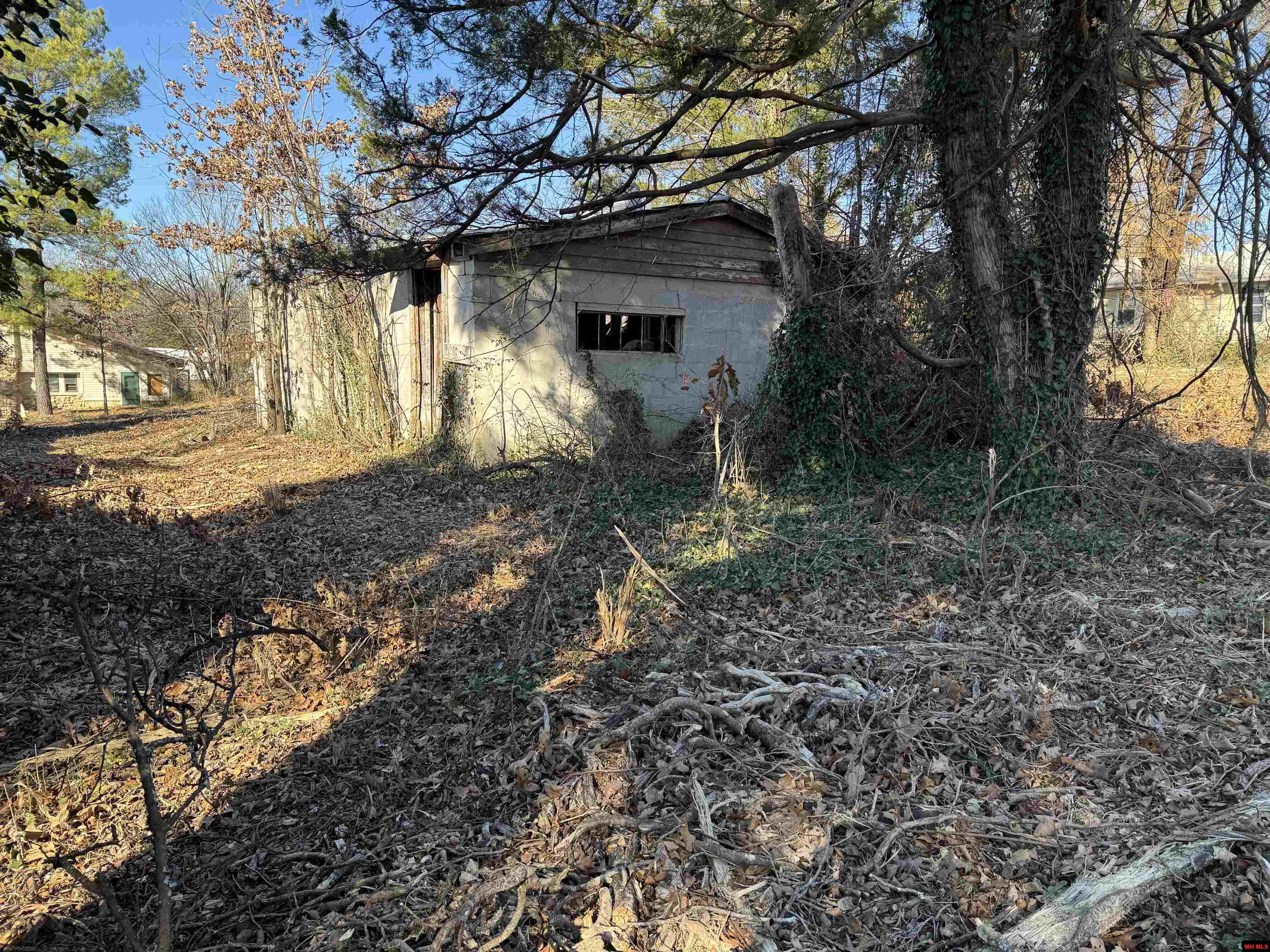2945 HWY 5 NORTH Mountain Home, AR