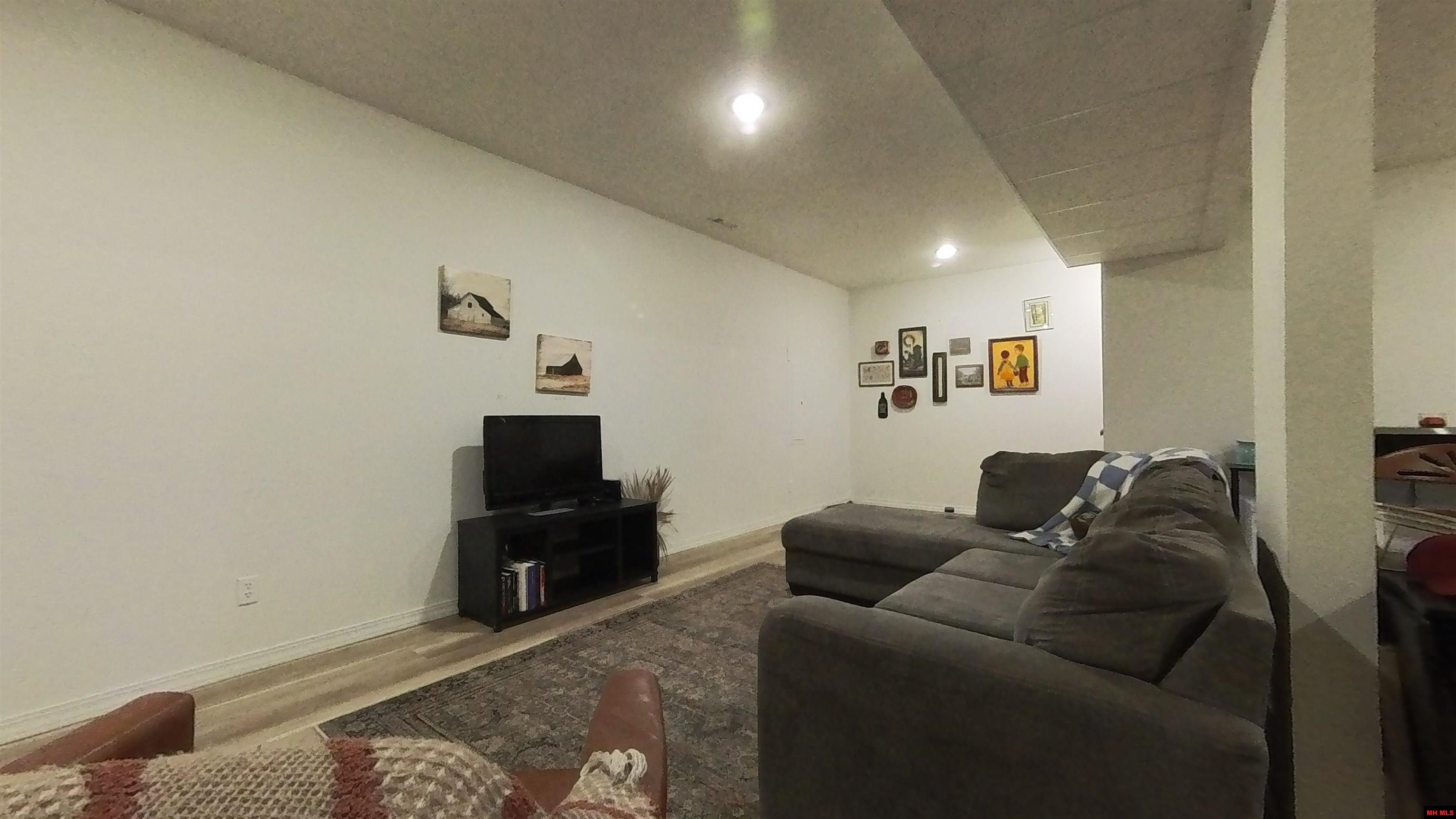 1278 Fox Circle Drive