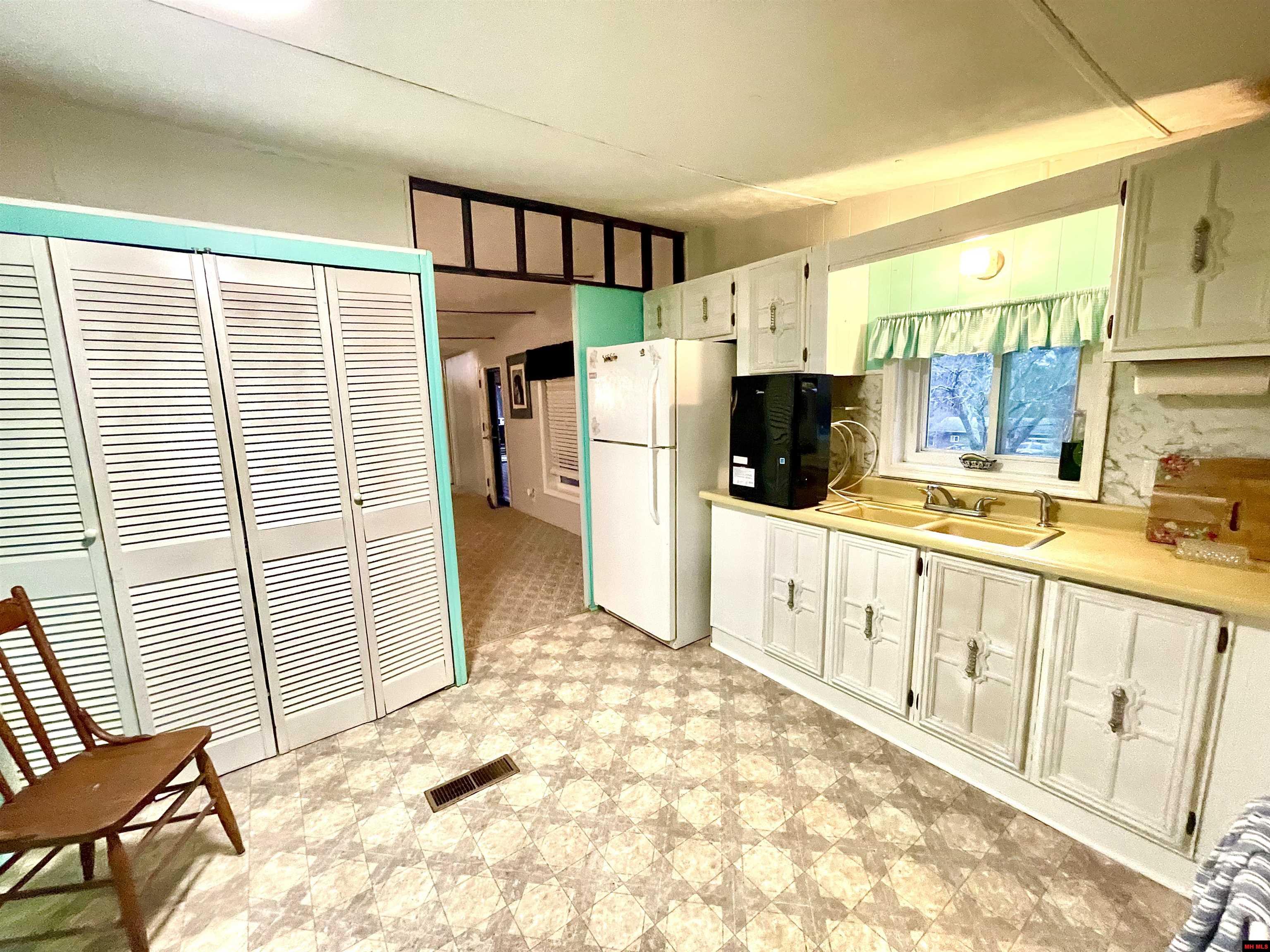 291 PIN OAK DRIVE Salesville, AR