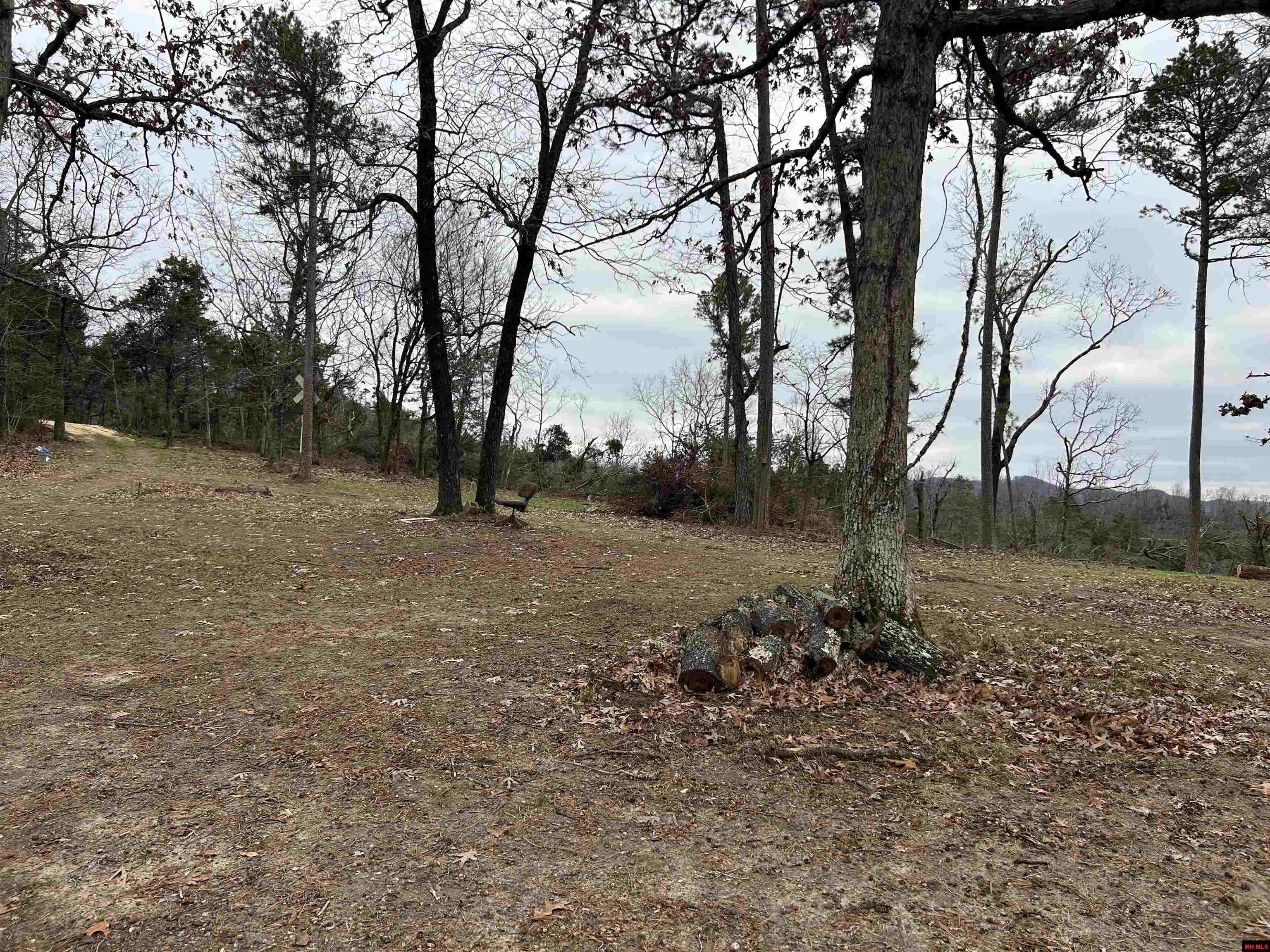 6895 JUMBO ROAD Melbourne, AR