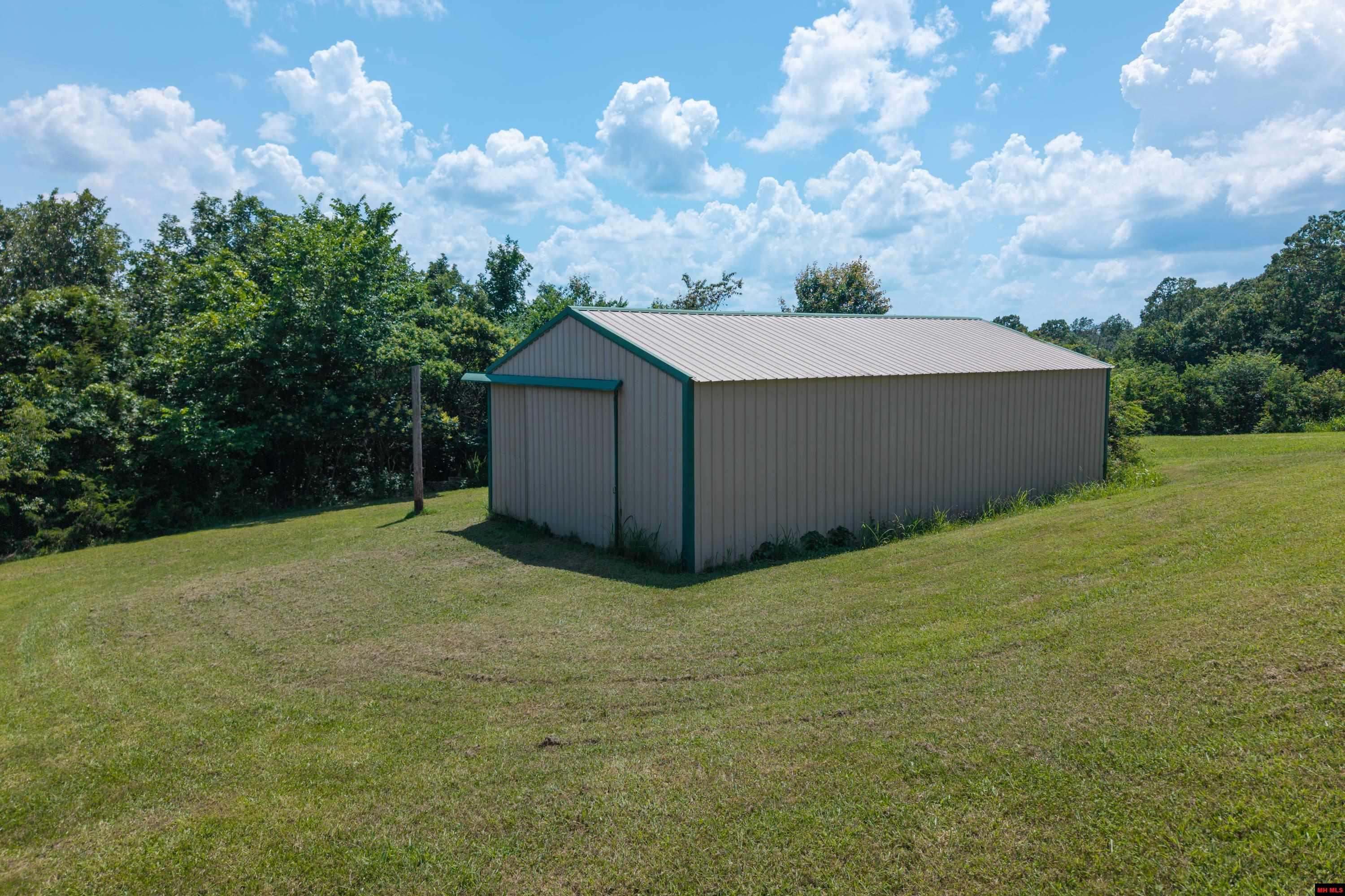 5738 OAKLAND ROAD Oakland, AR