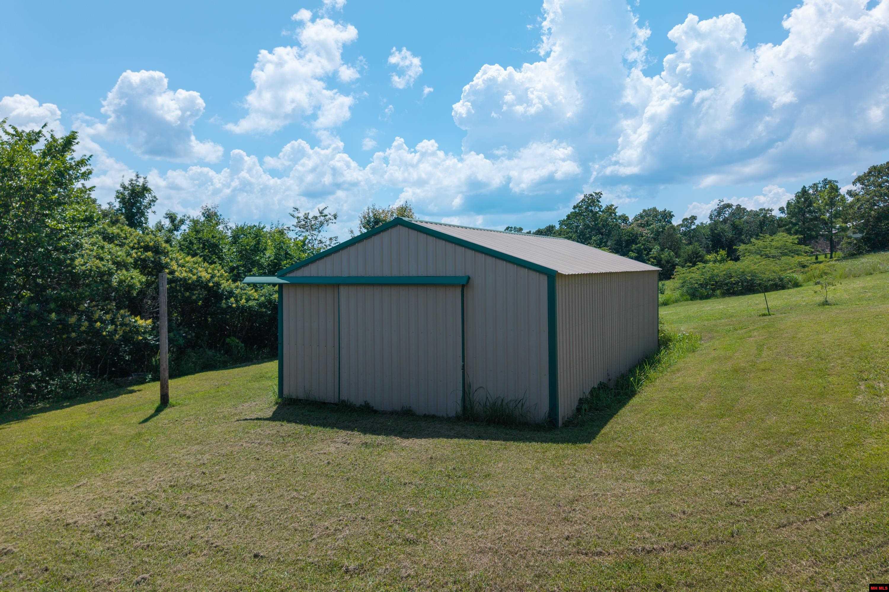 5738 OAKLAND ROAD Oakland, AR