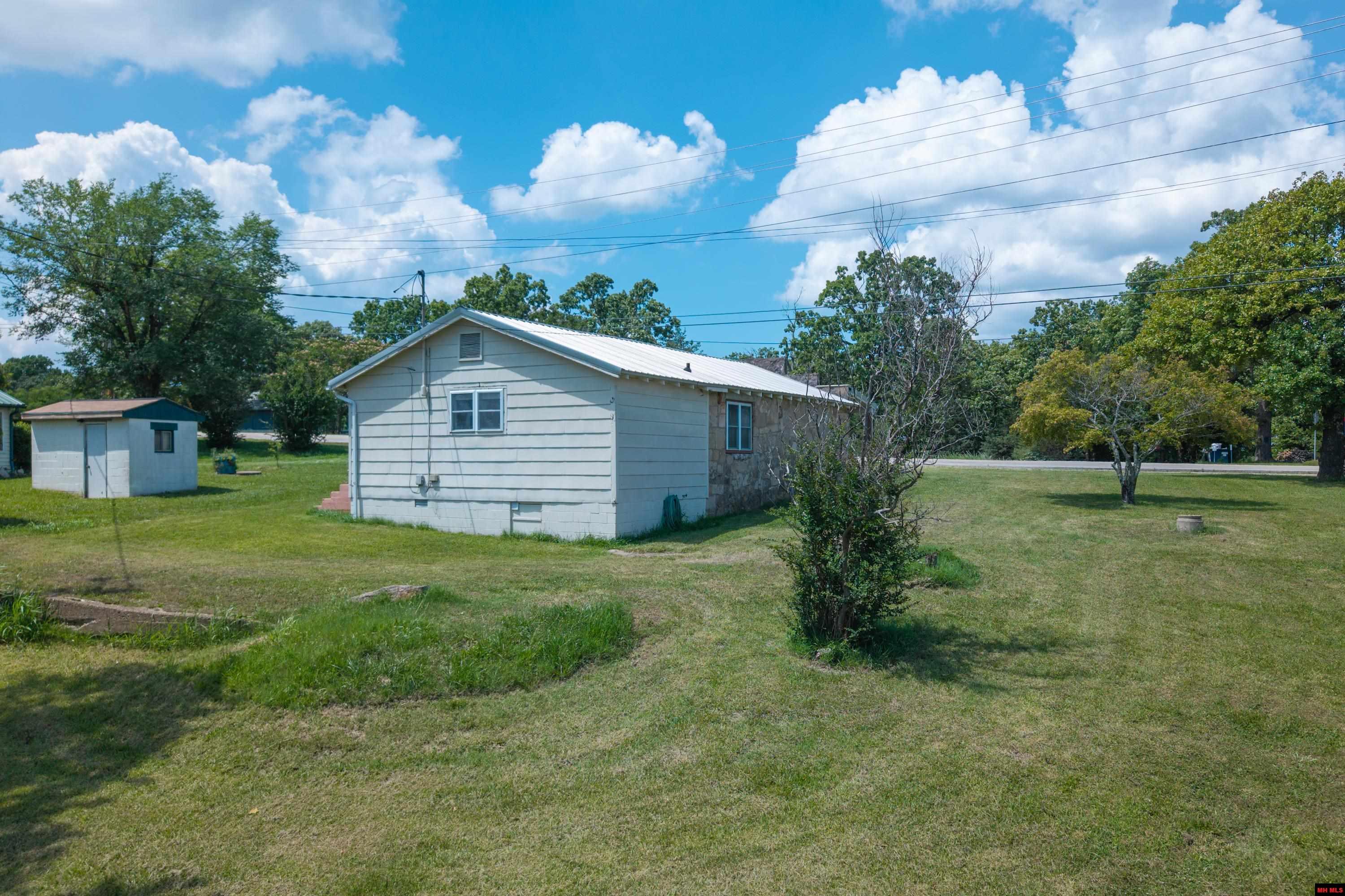 5738 OAKLAND ROAD Oakland, AR