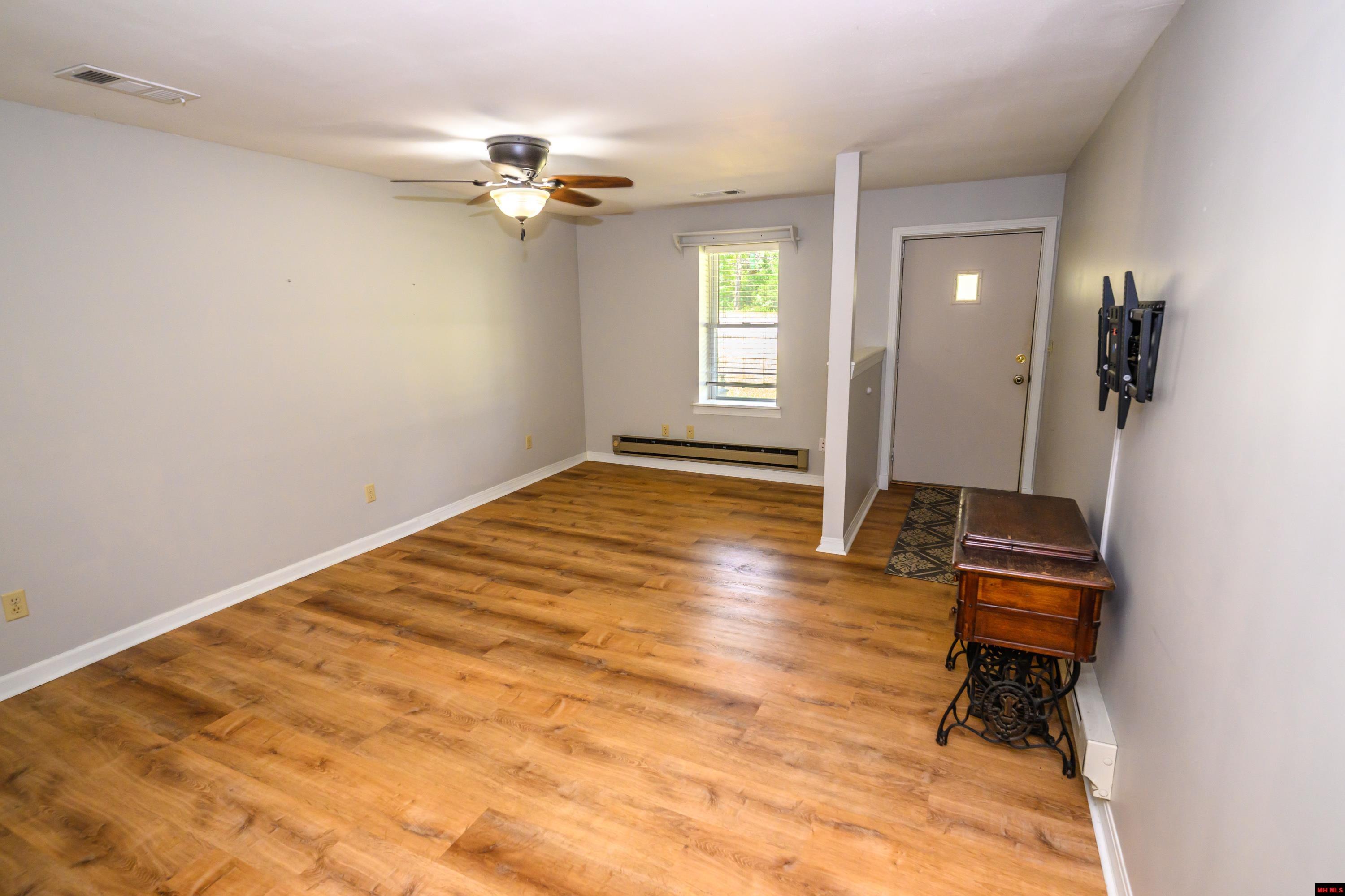 5738 OAKLAND ROAD Oakland, AR