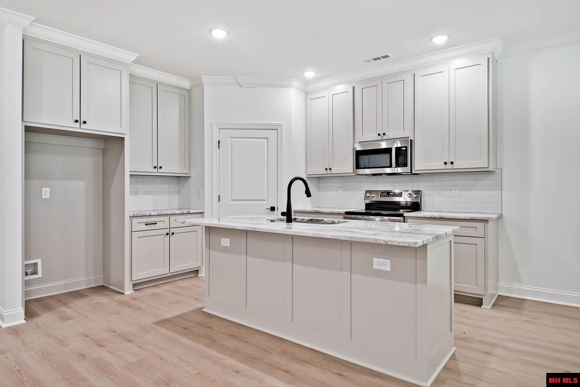 1031 Nottington Street