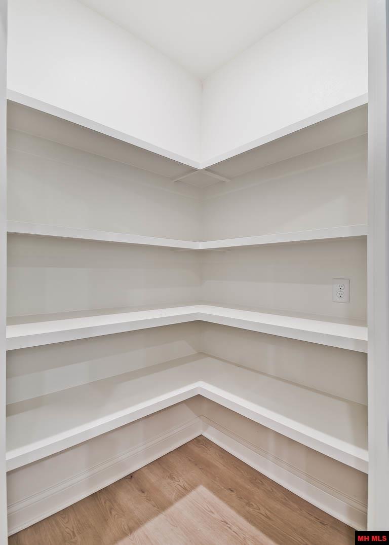 1031 Nottington Street