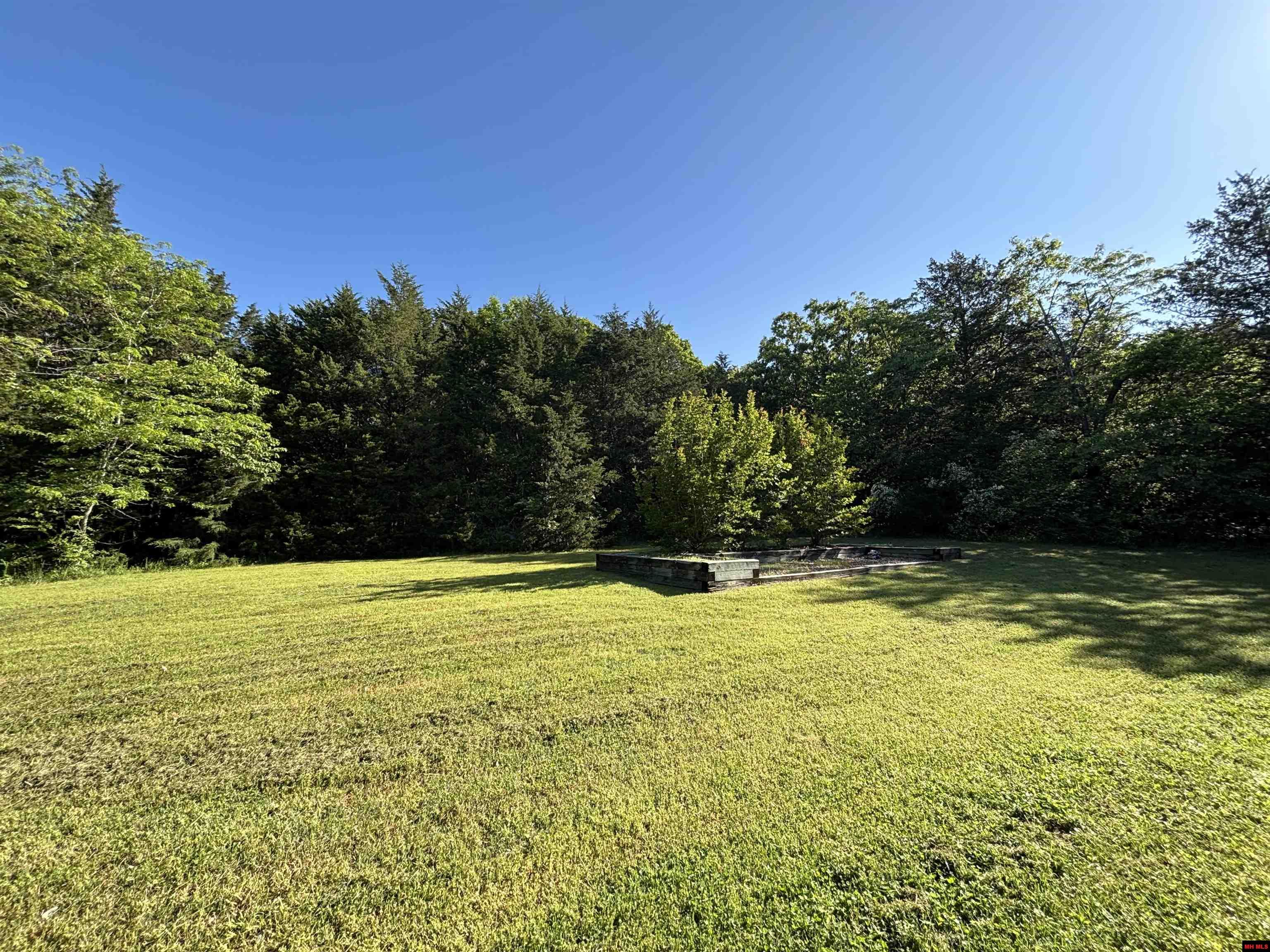 1629 HARDING BOULEVARD Cotter, AR